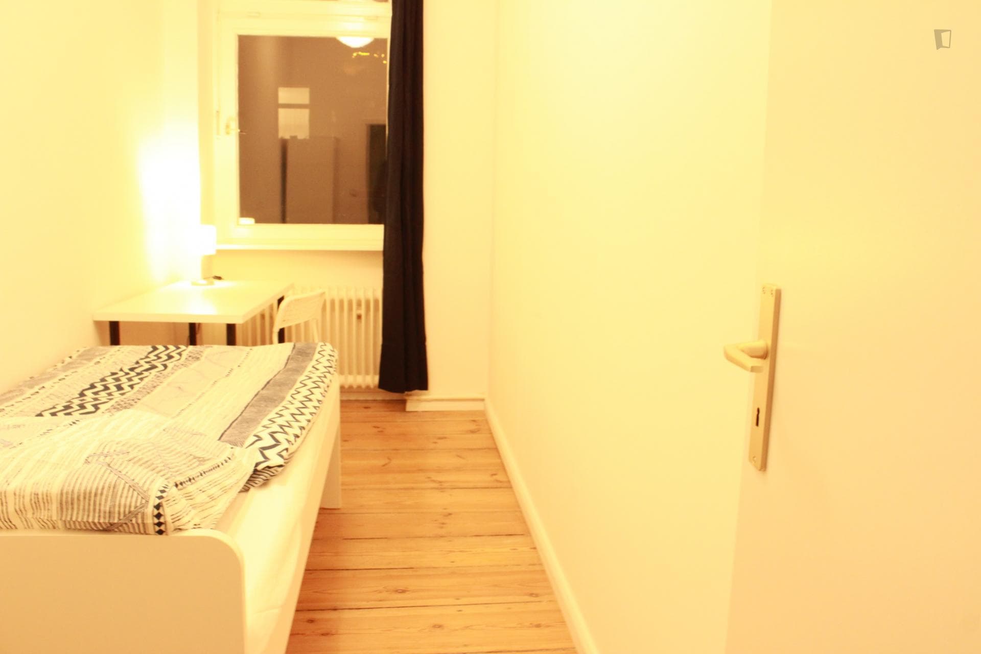 Unique single bedroom in Gesundbrunnen photo 1