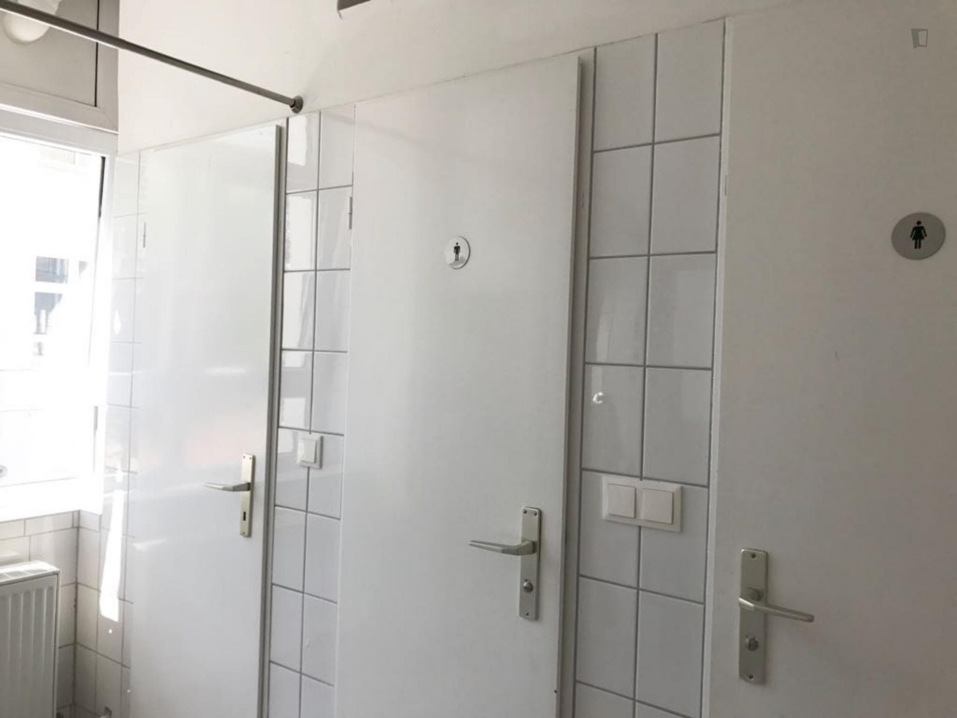 Single bed in a triple bedroom in Schöneberg photo 1