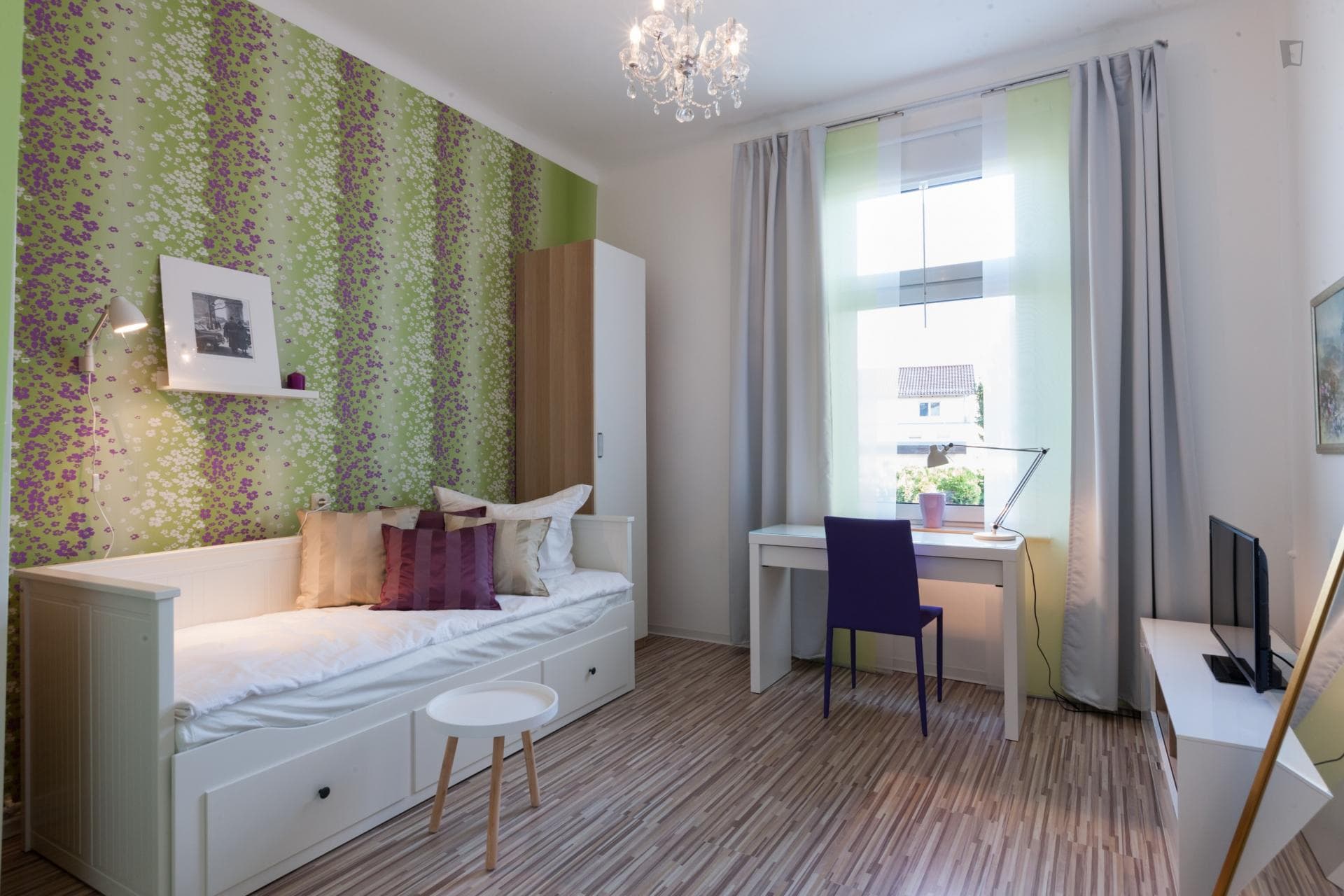 Property photo thumbnail