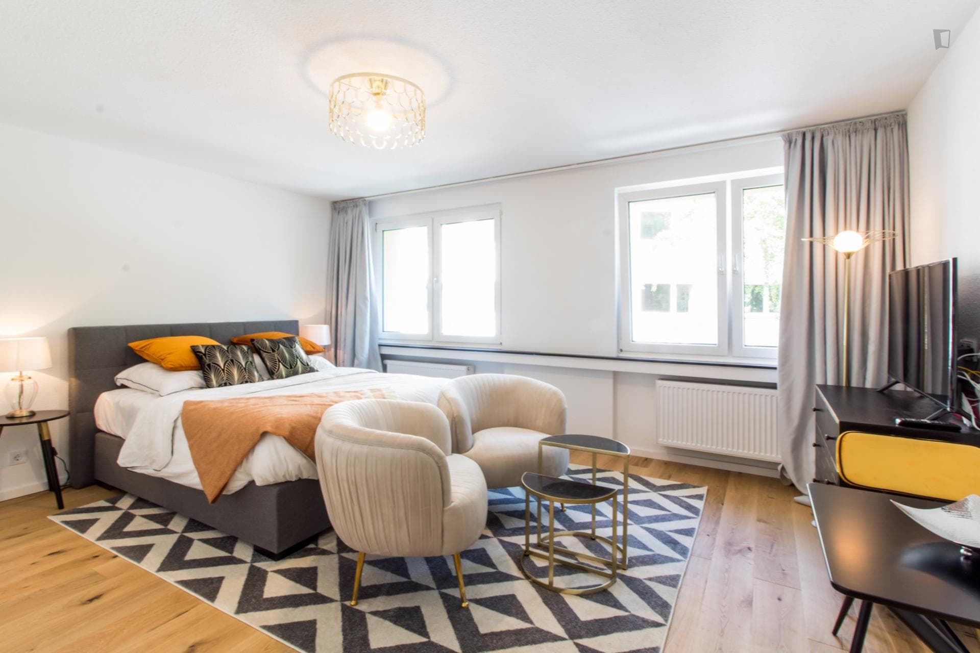 Property photo thumbnail