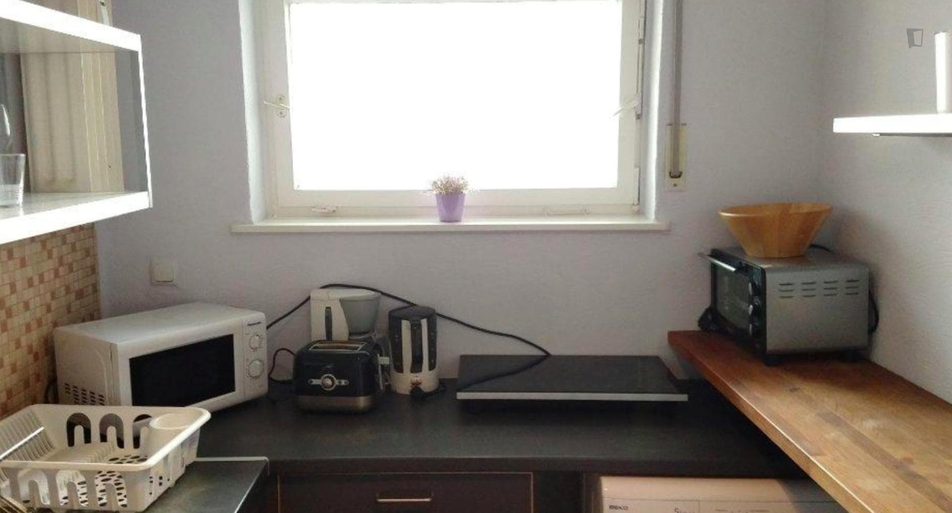 Two rooms flat with balcony for a couple or 2 people to share photo 1