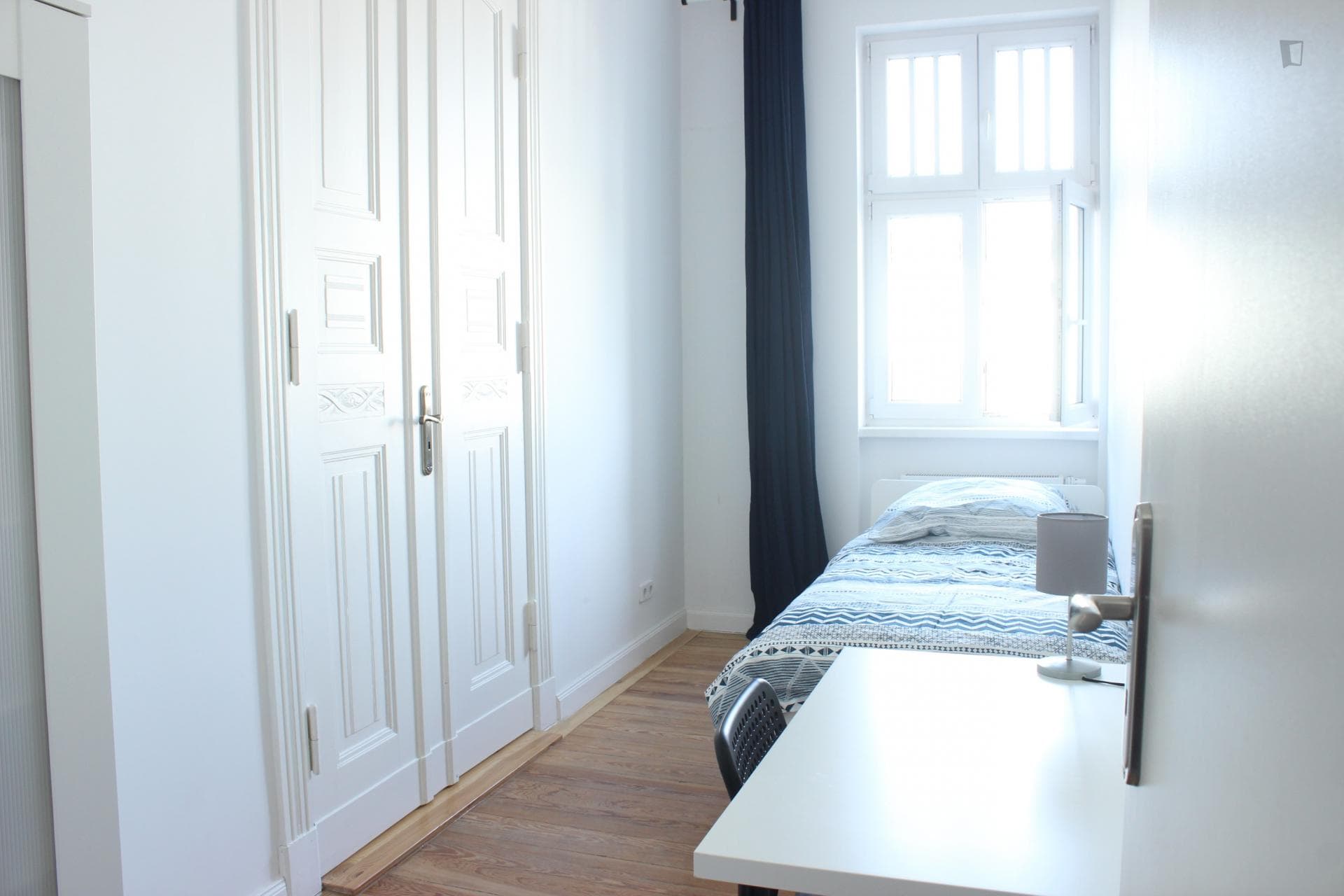 Homely single bedroom in a 5-bedroom flat in Moabit photo 1