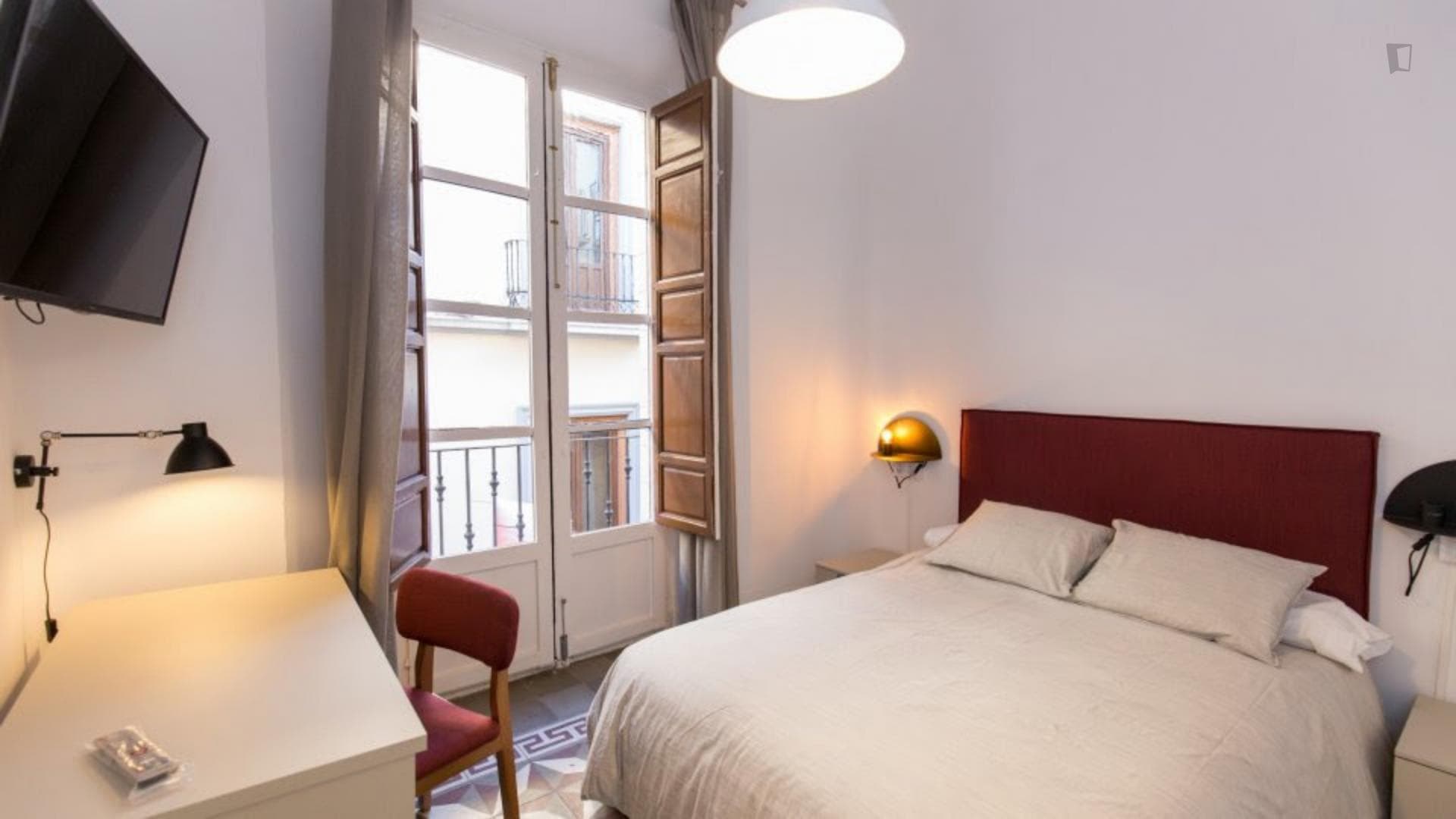 Chic 1-bedroom apartment the City Centre photo 1