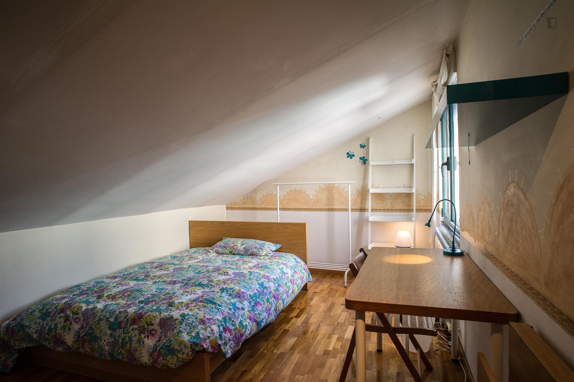 Cosy single bedroom in 4-bedroom flat near central Salamanca photo 1