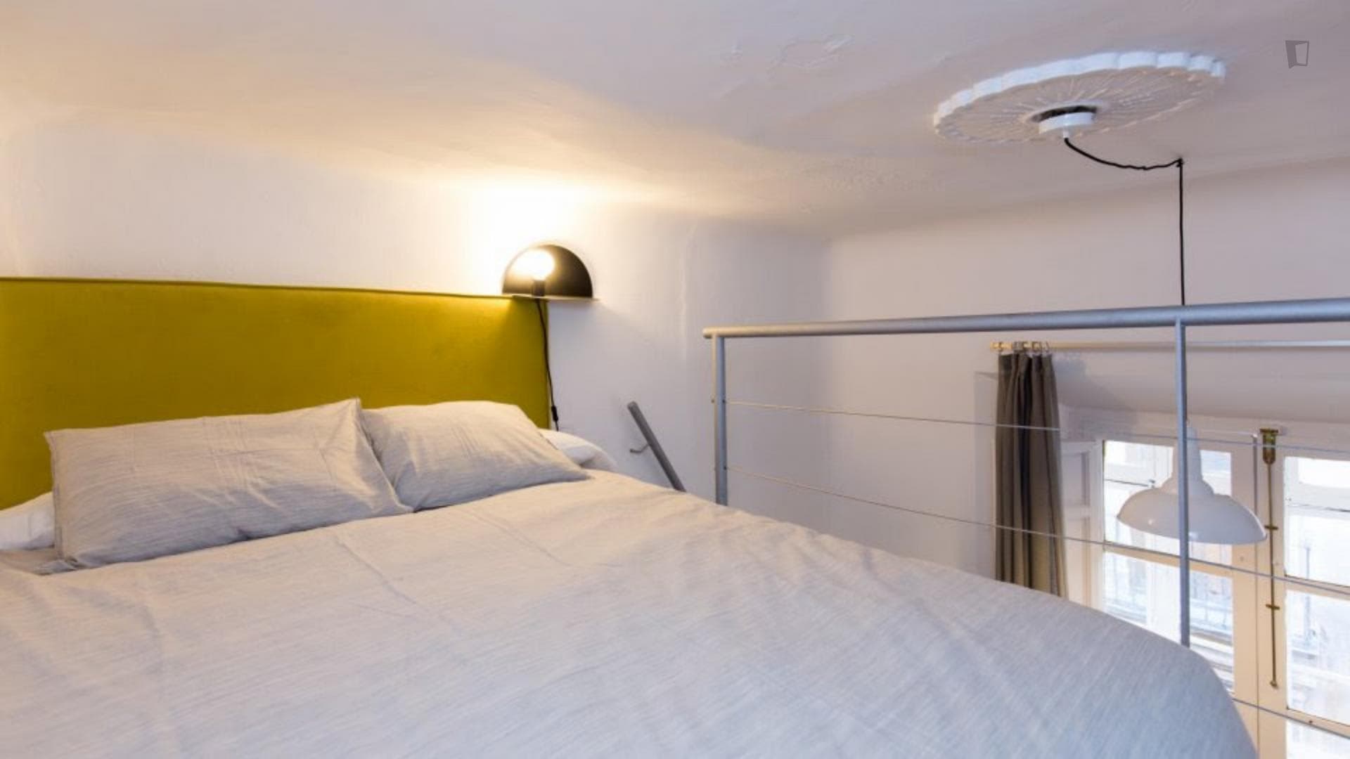 Studio, with outdoor area photo 1