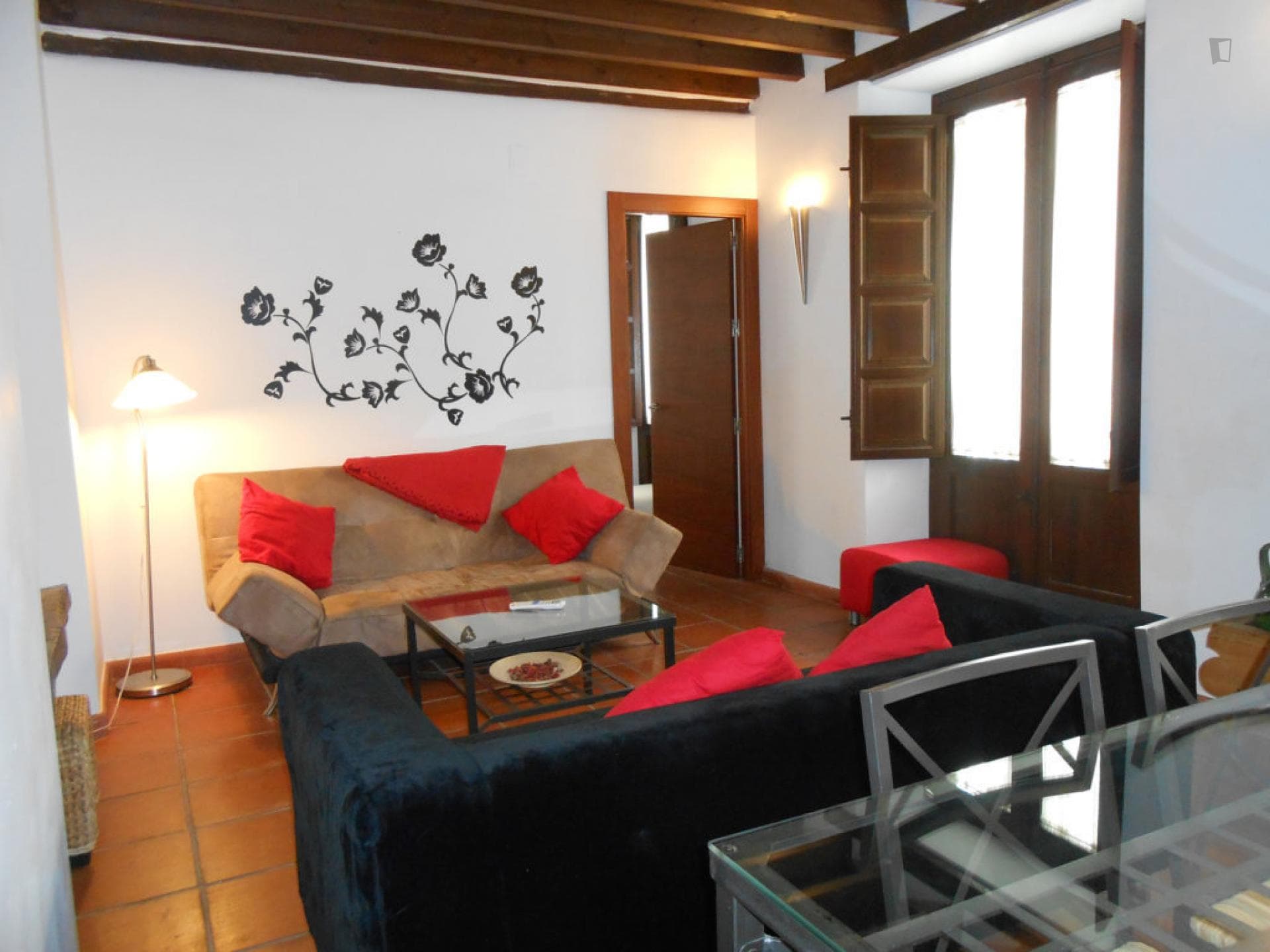 Amazing 2-bedroom apartment in the classic centre of Granada photo 1
