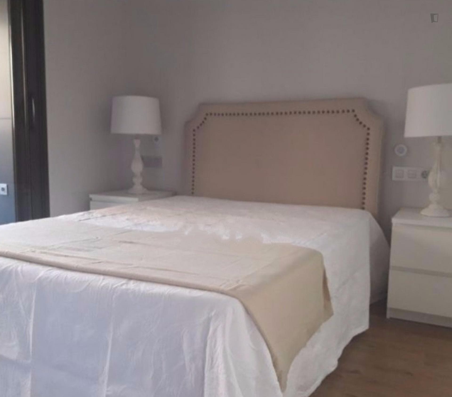1-bedroom apartment near Hospital Universitario Ramón y Cajal photo 1