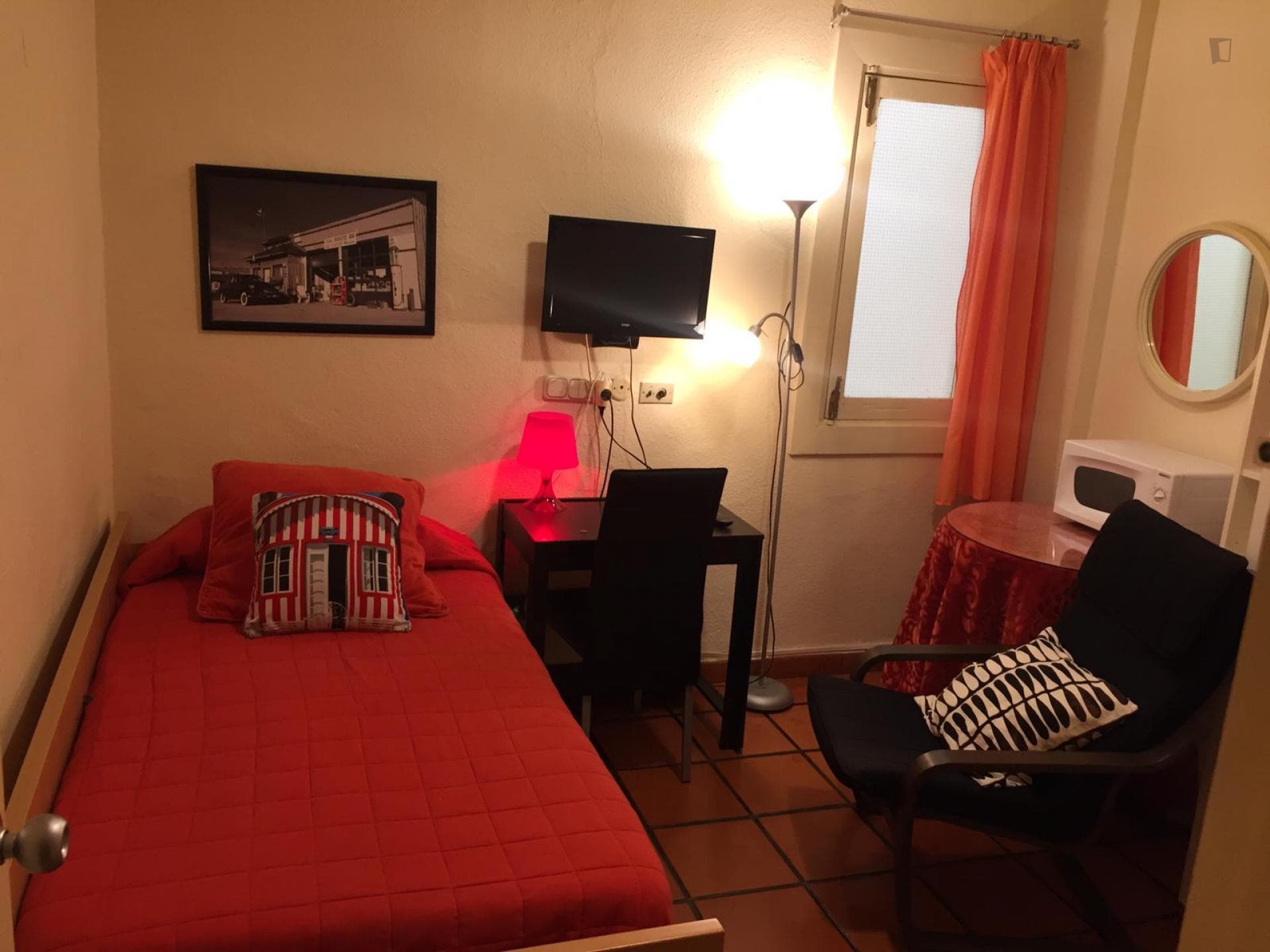 Neat studio flat next near Facultad de Derecho photo 1