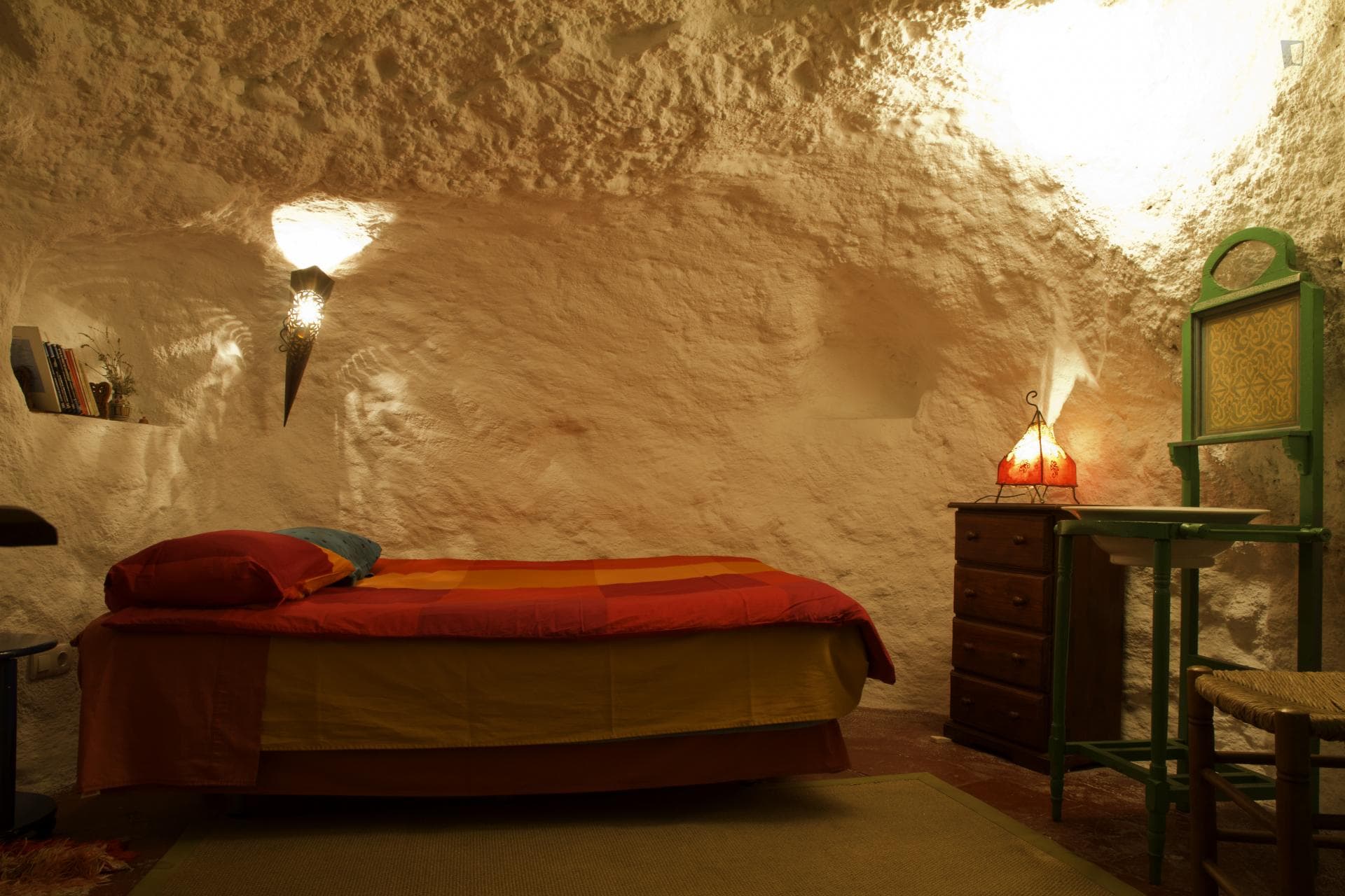Cosy double bedroom near Faculdad de Derecho photo 1
