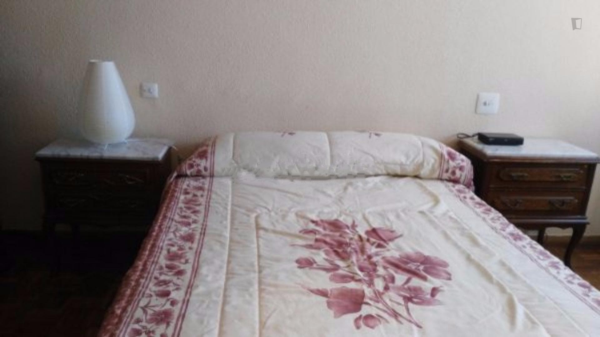 Single room in proximity to University of Salamanca photo 1