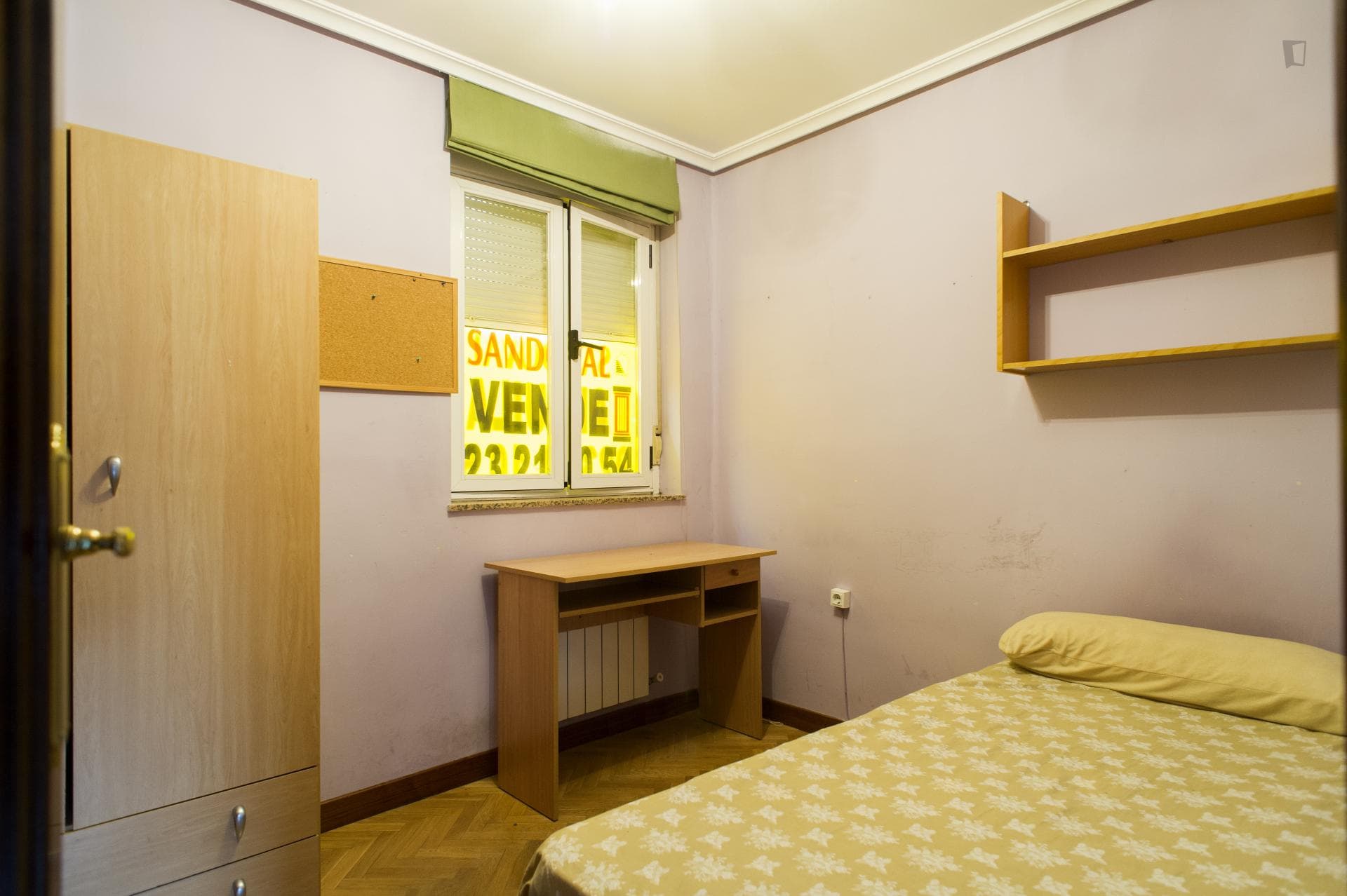 Cool 4-bedroom apartment near Facultad de Derecho photo 1