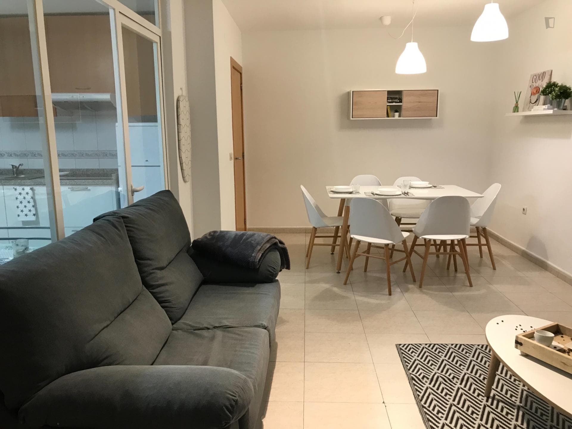 Bright single bedroom in a student flat, in the Buenos Aires neighbourhood photo 1