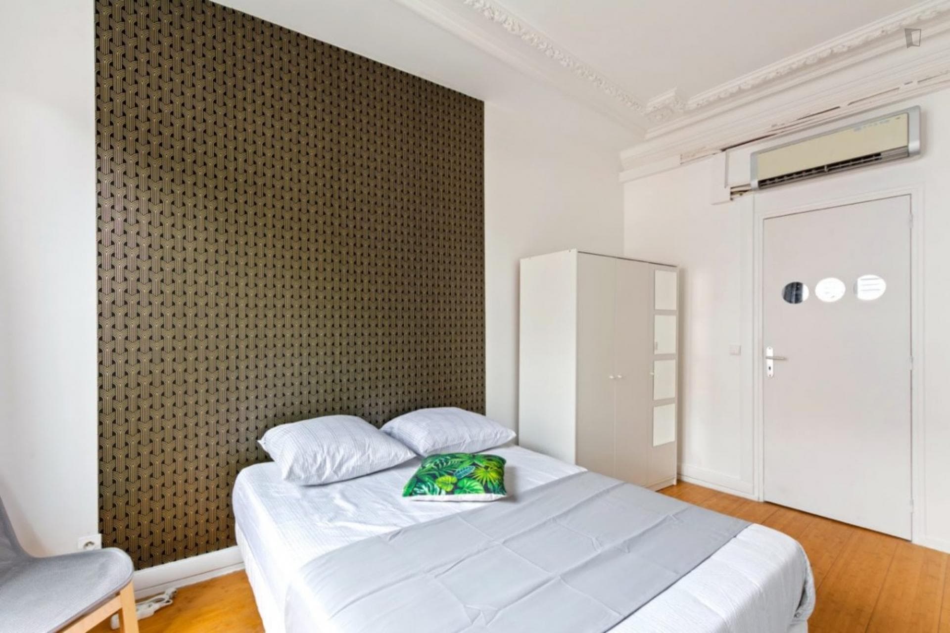 Cosy and bright room - 12m² - IV07 photo 1