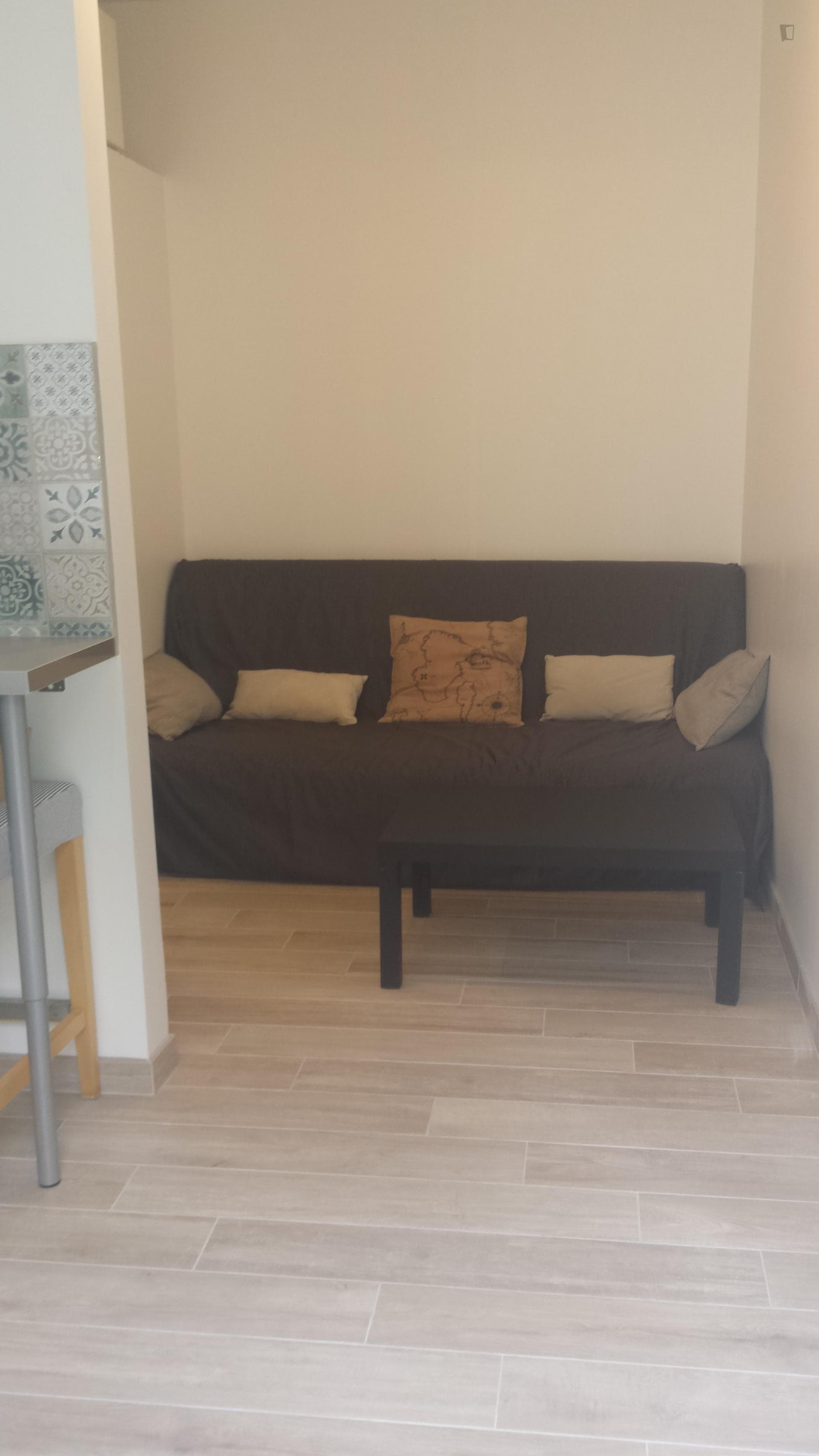 Studio, with outdoor area photo 1