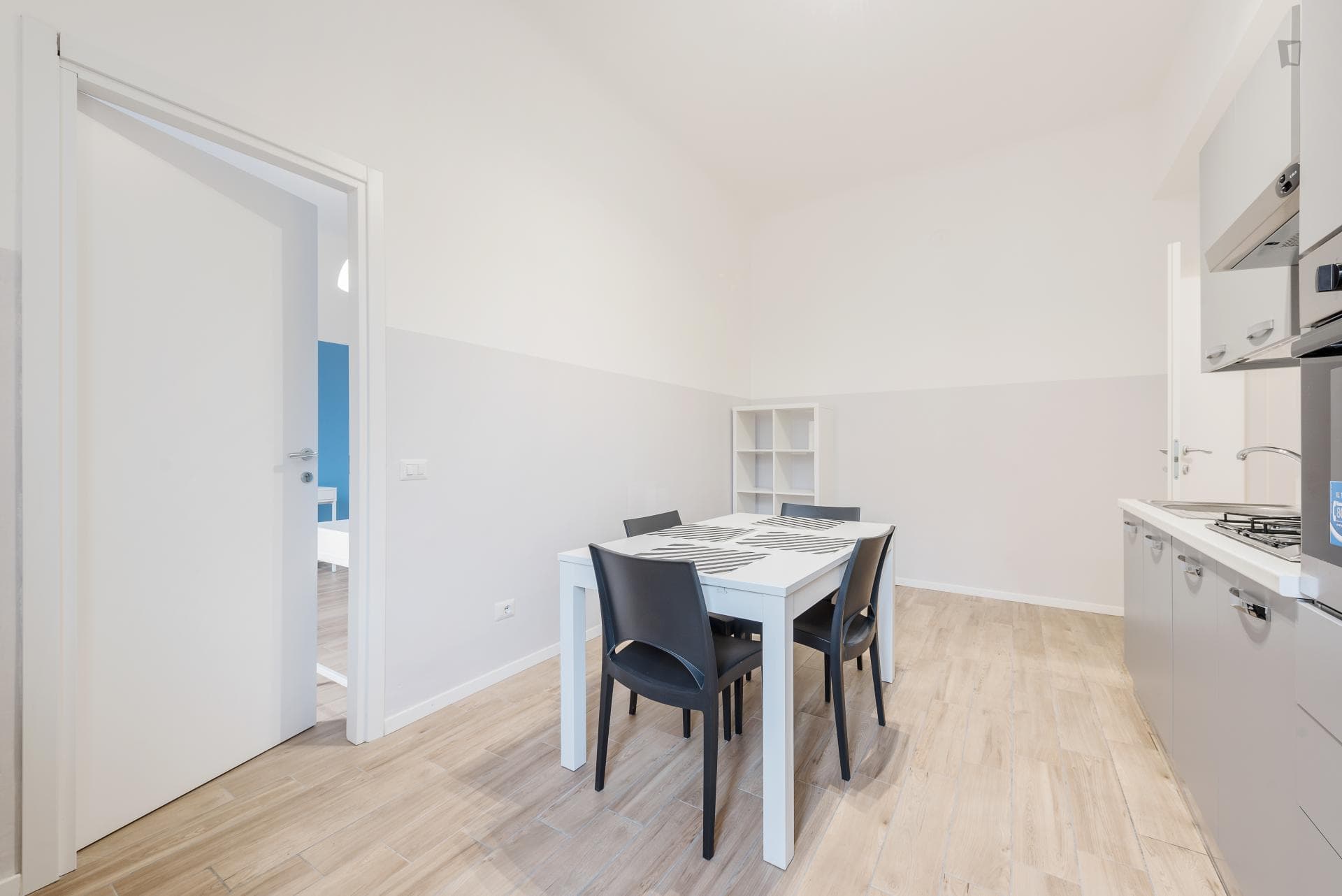 Bed in a twin bedroom close to Sesto 1º Maggio FS metro station photo 1