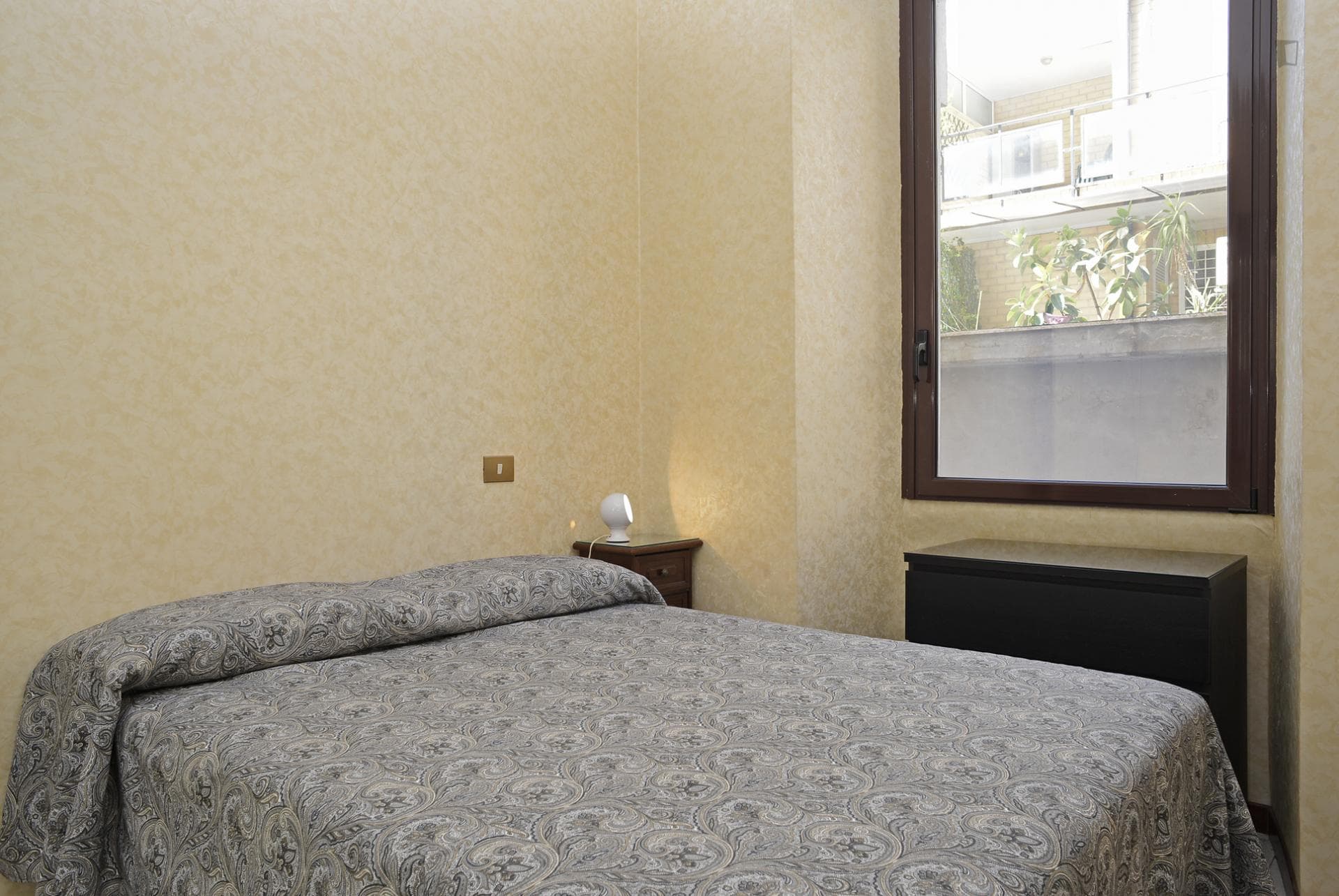Pleasant double bedroom in proximity of Istituto Europeo di Design photo 1