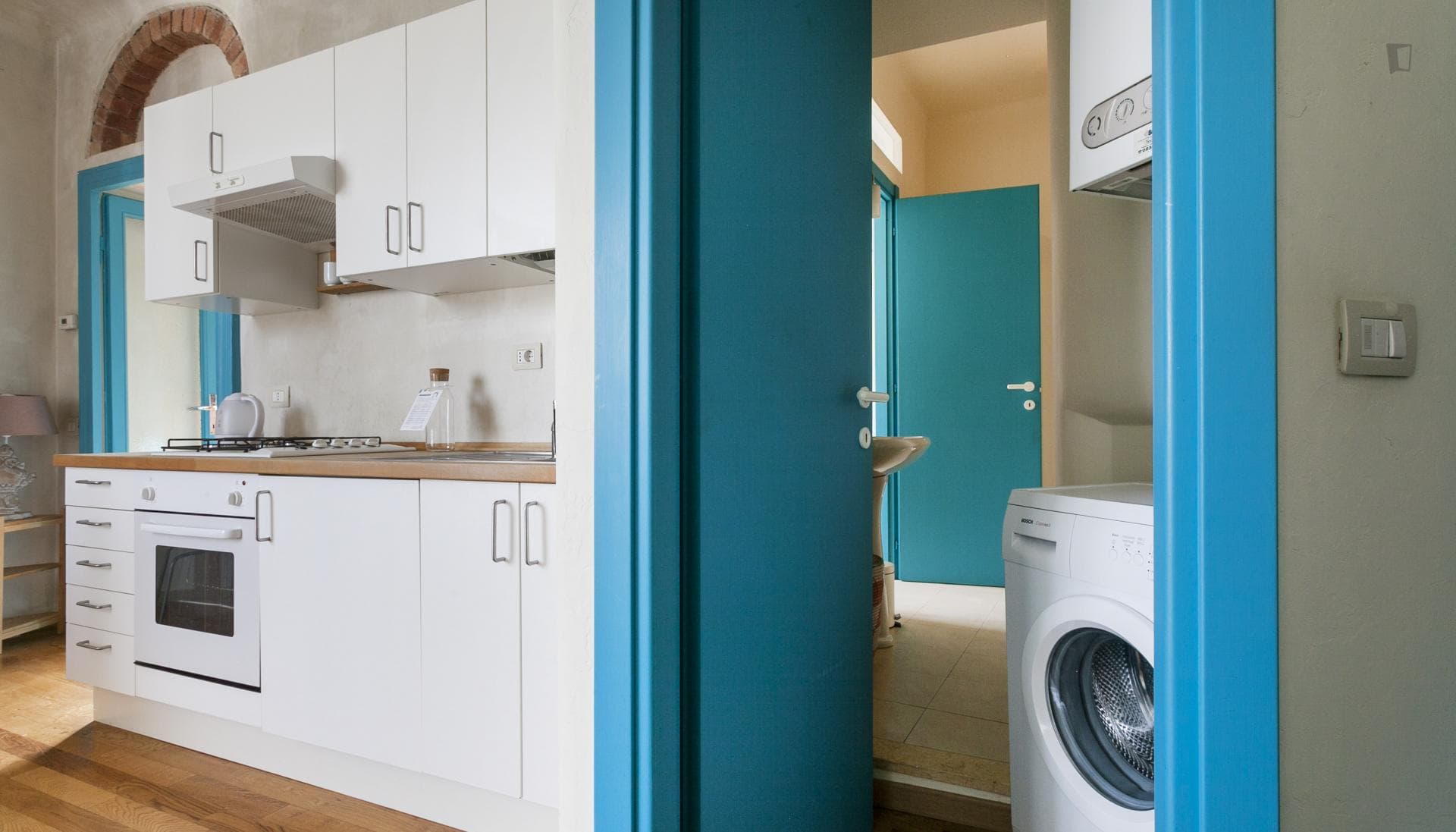 Modern 1-bedroom flat in Isola photo 1