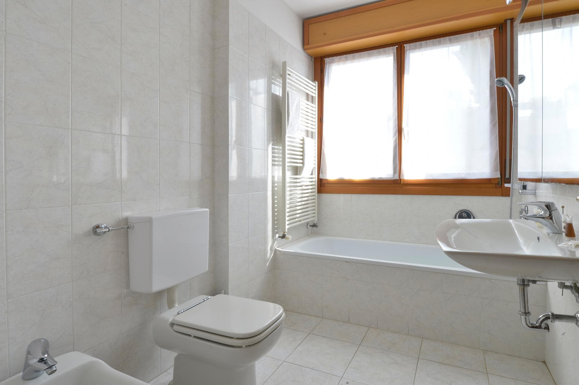 2-Bedroom apartment near Bologna Mazzini train station photo 1