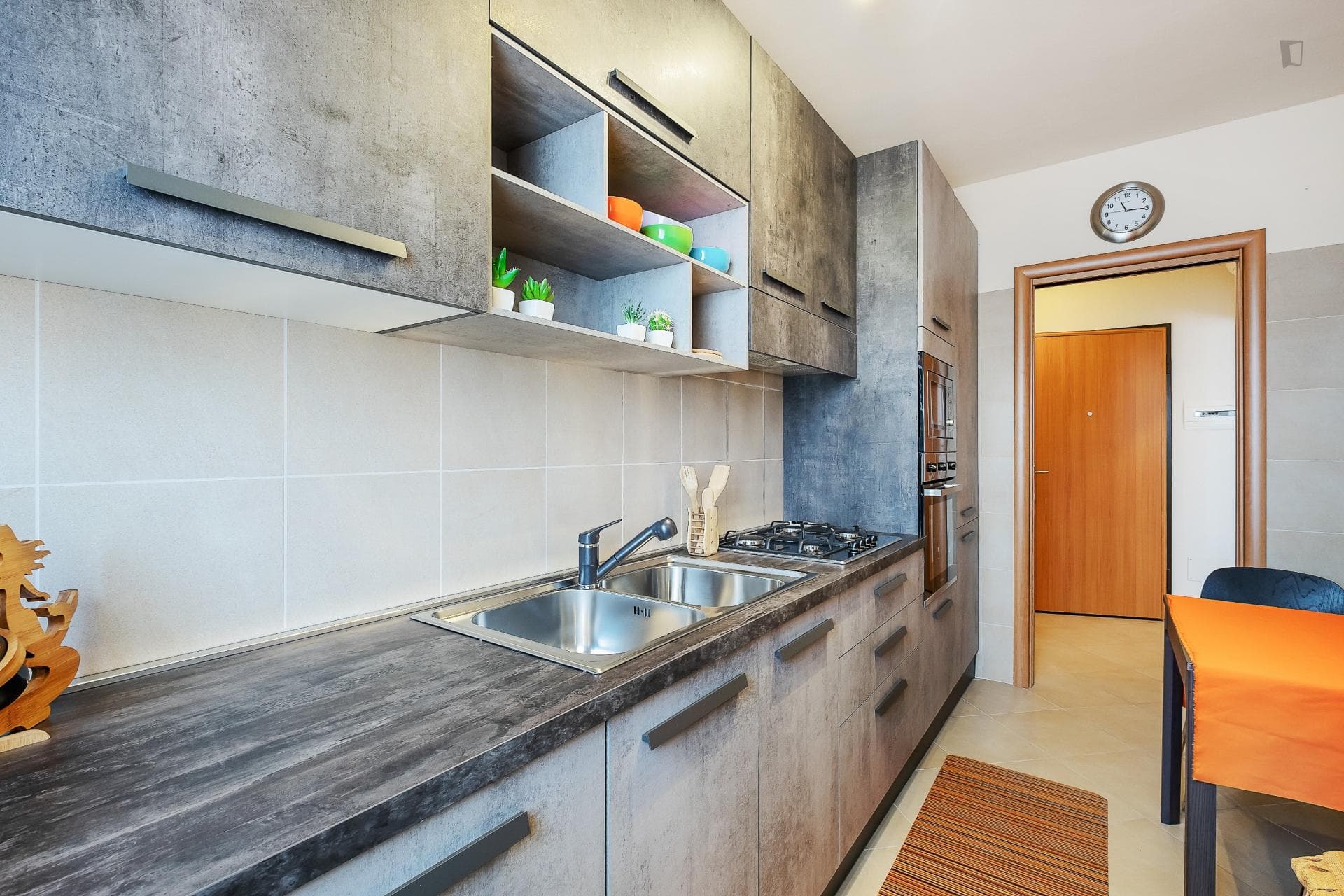 Spacious Single Bedroom close to Parco delle Cave photo 1