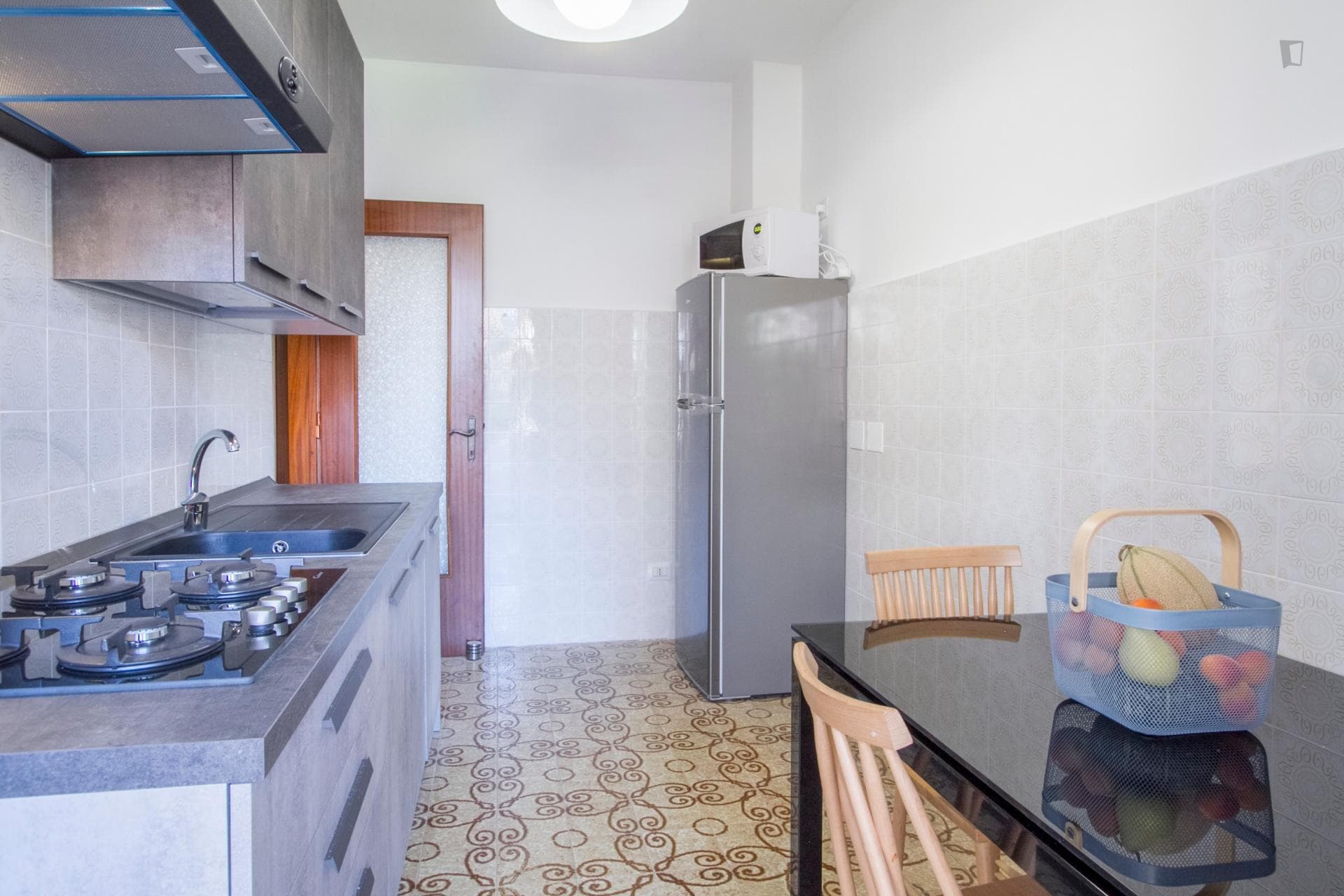 Cozy single bedroom close to Via Tortona, room 4 photo 1