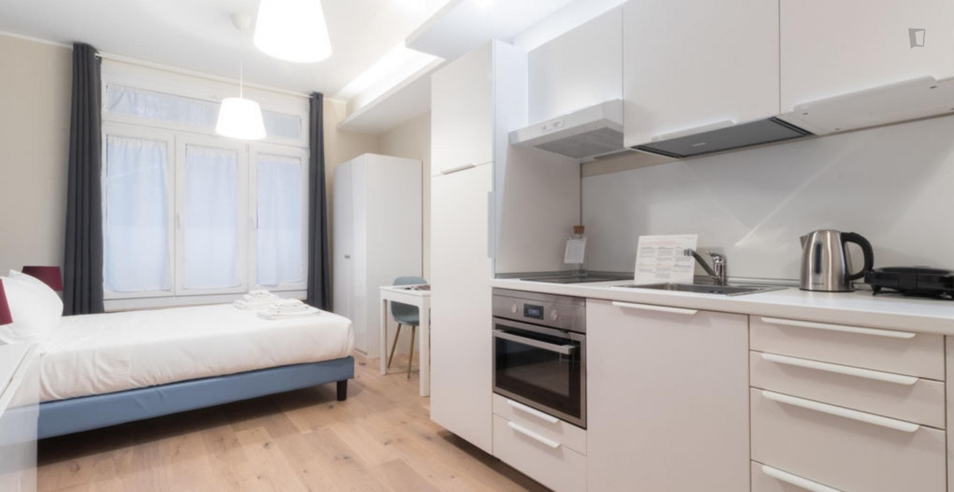 Charming studio near Moscova metro station photo 1