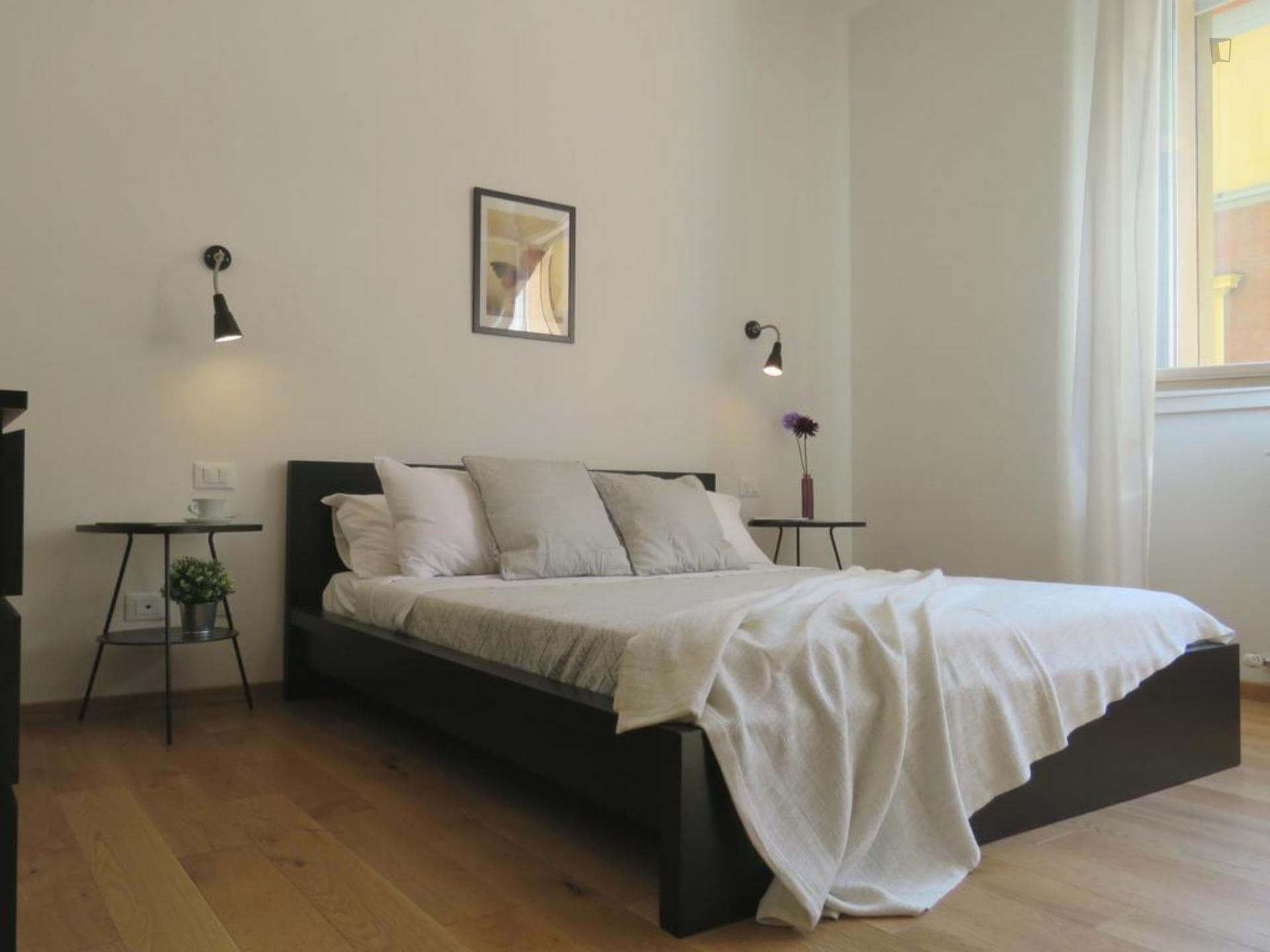 Wonderful 3-bedroom apartment close to Porta San Felice photo 1