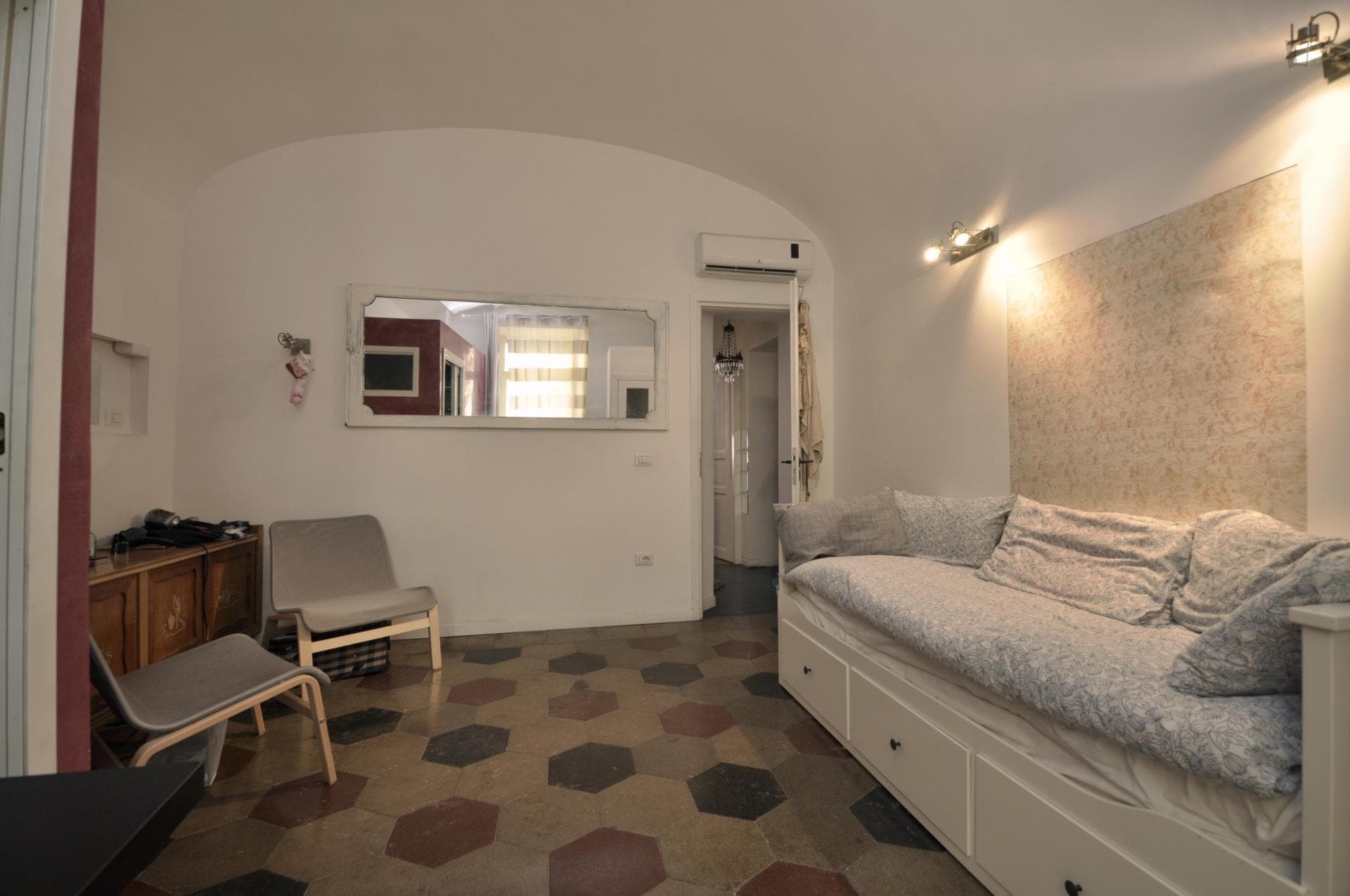 Smart double ensuite bedroom in a 2-bedroom flat, near Università la Sapienza photo 1