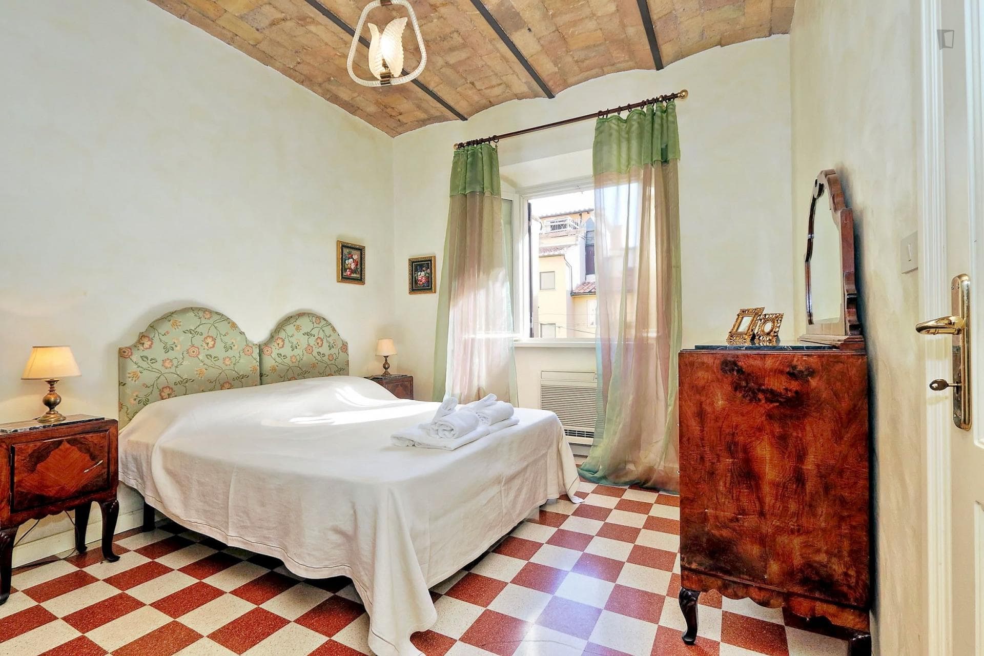 Adorable 1-bedroom apartment near the Vatican City photo 1