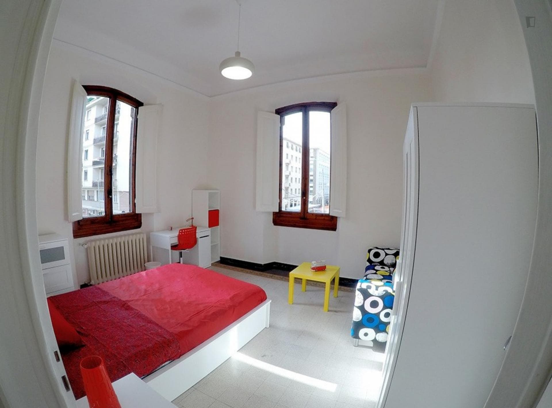 Lovely double bedroom close to Florence city centre photo 1