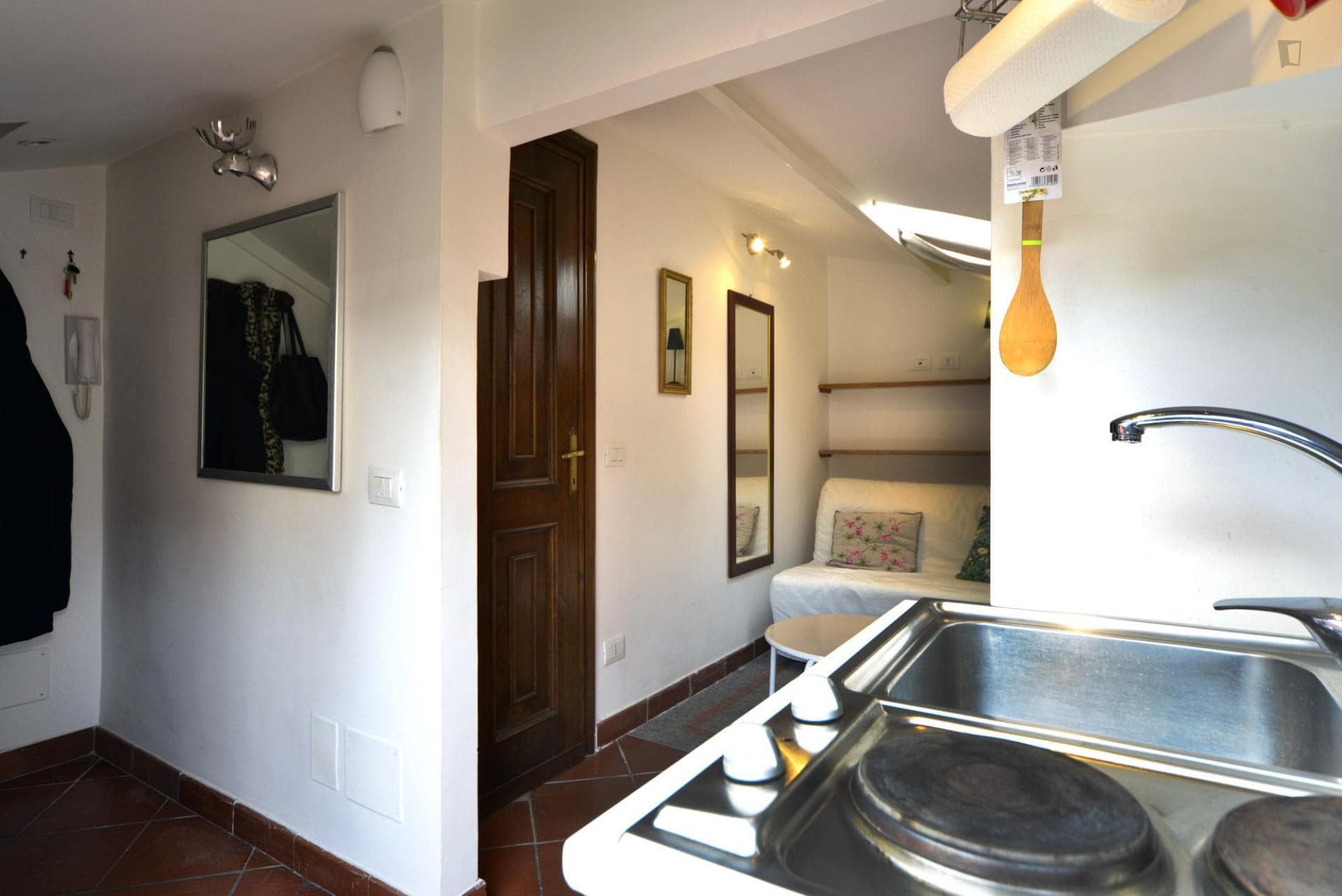 Lovely studio apartment with private terrace near Piazza Navona photo 1
