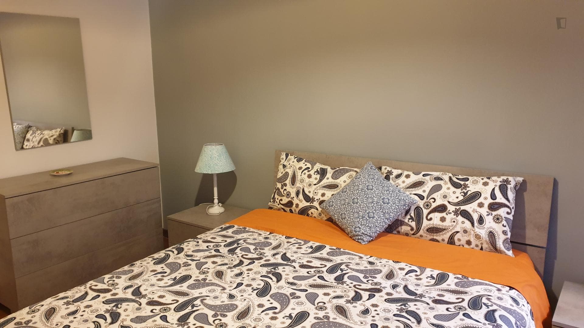 Double bedroom in 2-bedroom apartment with private bathroom near LUMSA university photo 1