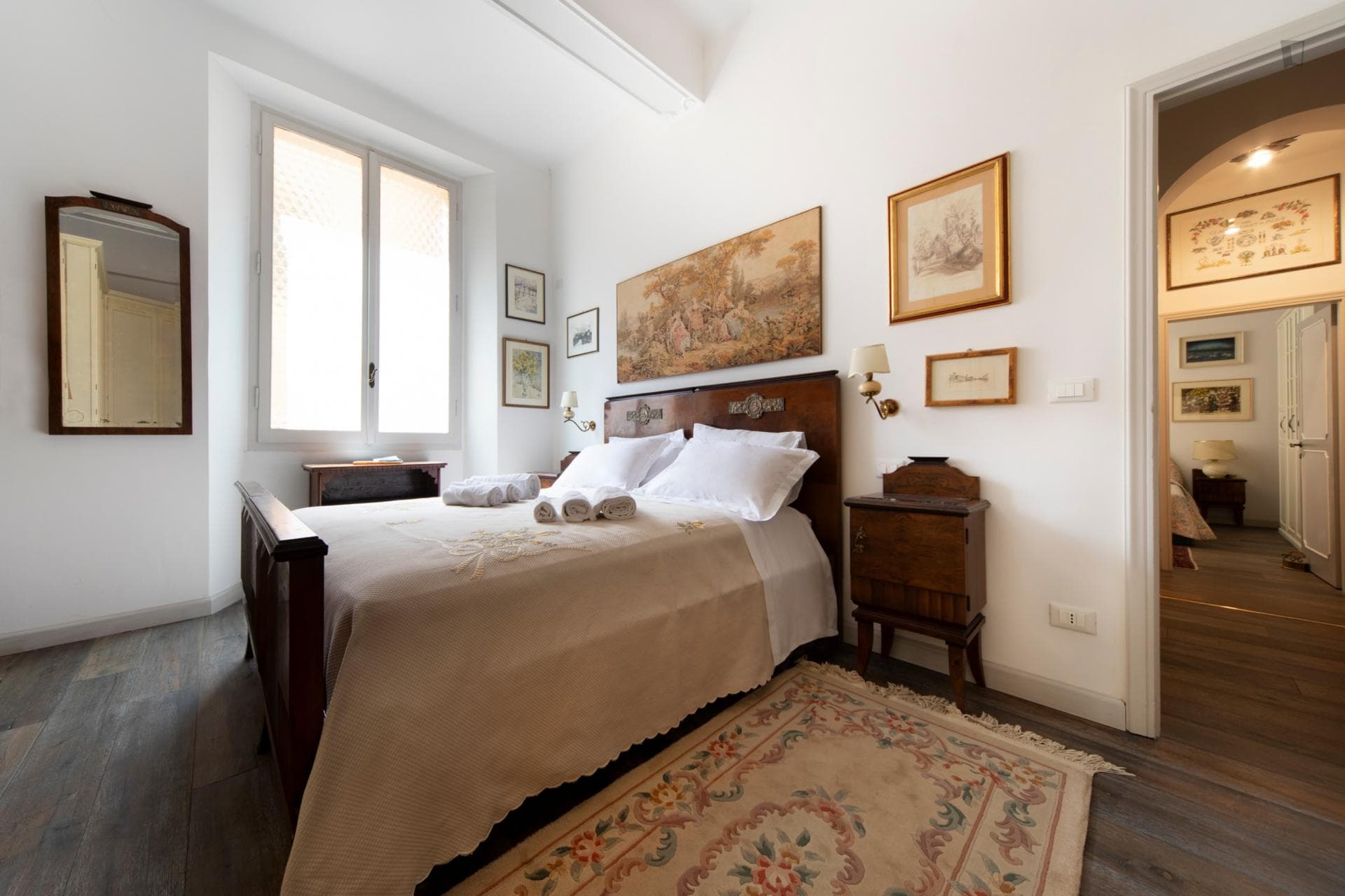 Comfortable 2-bedroom apartment near Piazza Maggiore photo 1