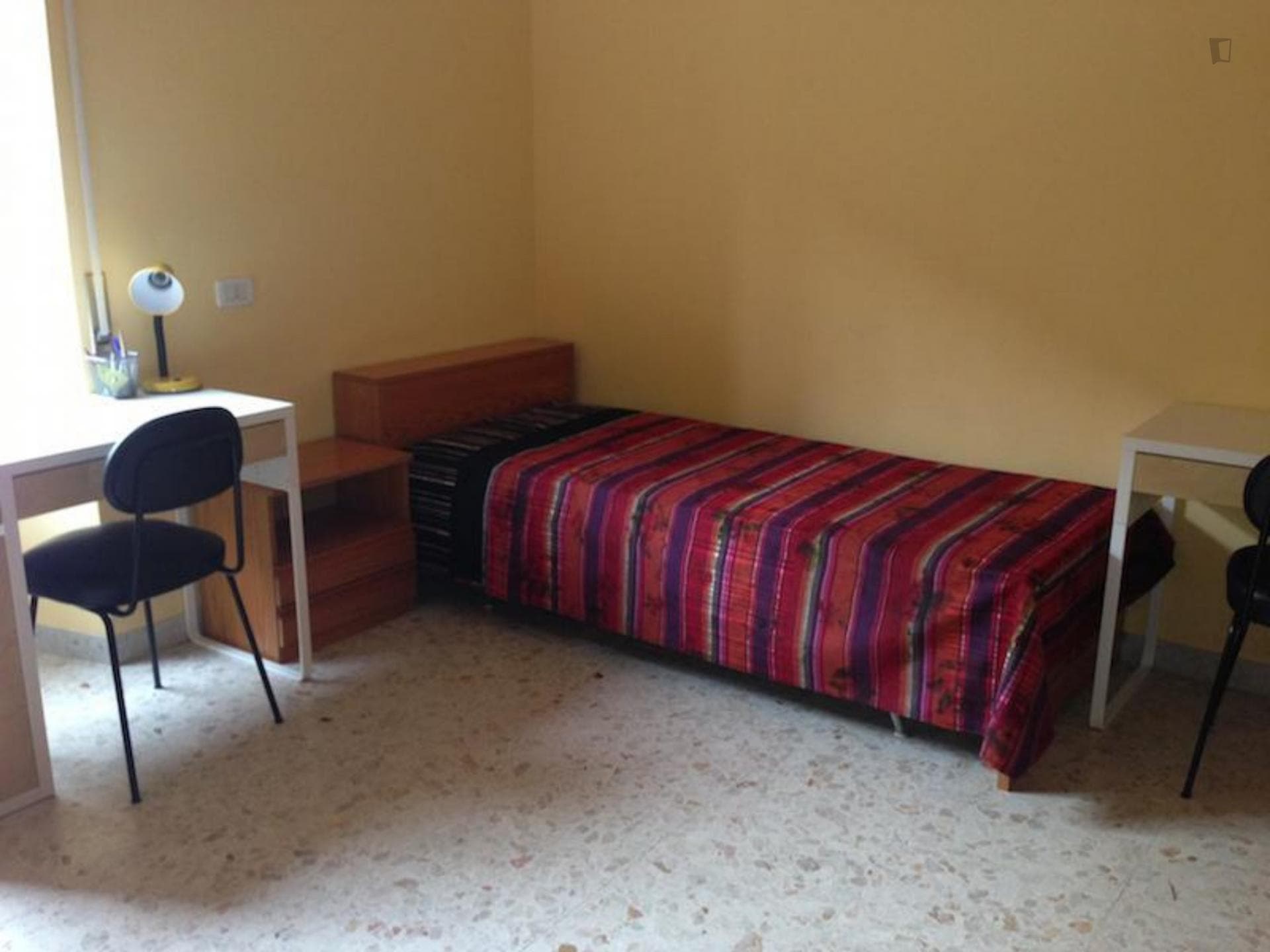 Cool twin bedroom close to La Sapienza university photo 1