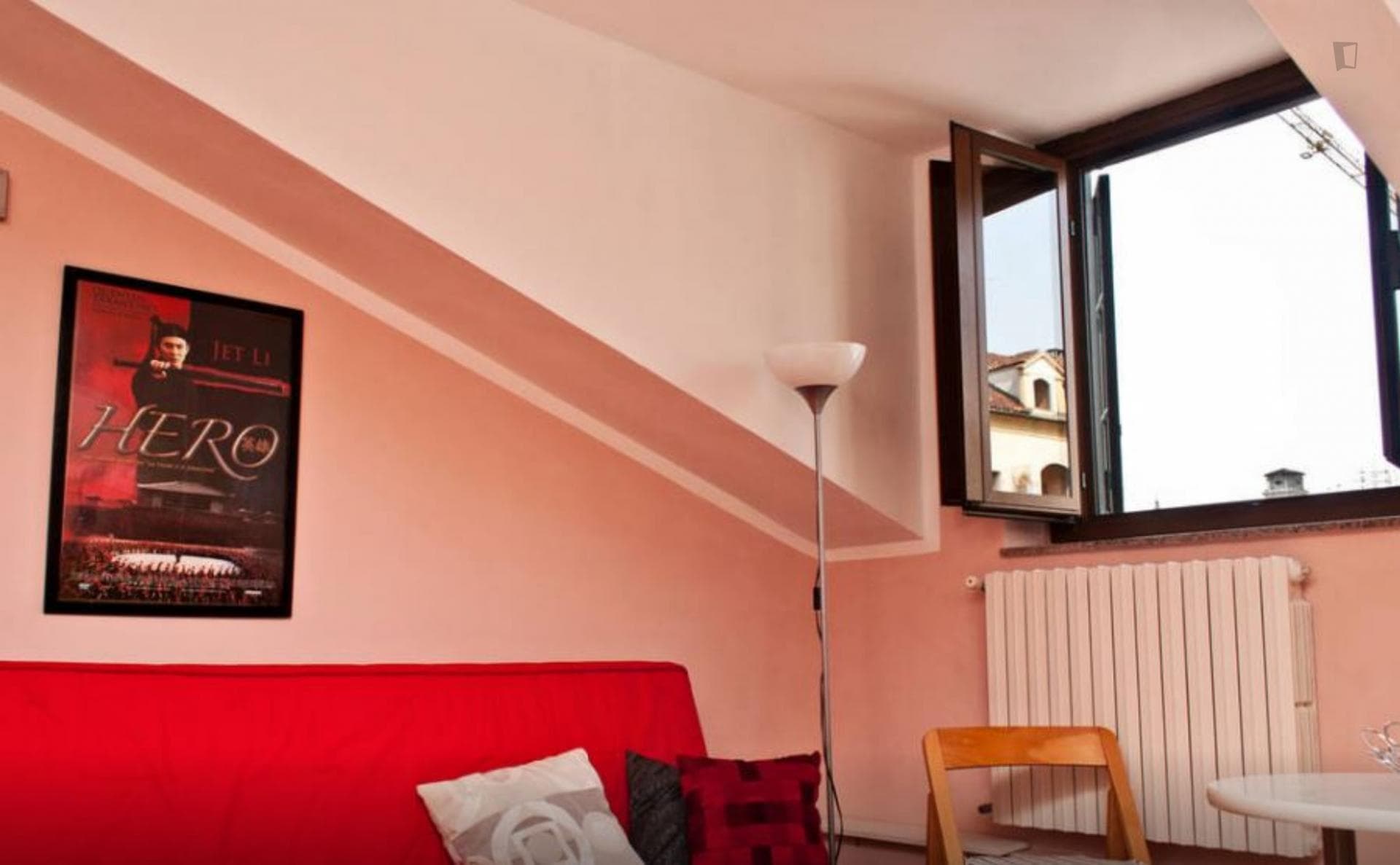Bright studio close to Porta Palatina photo 1