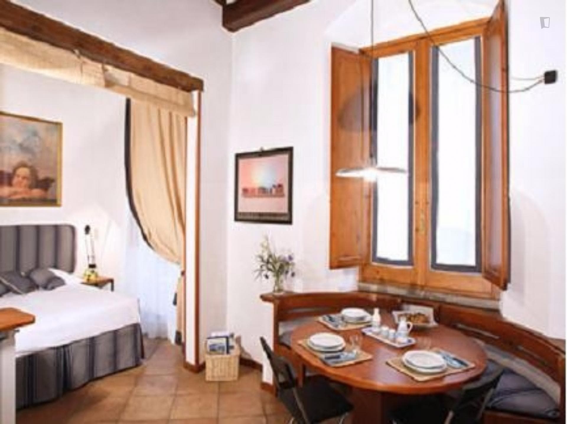 Cosy two-bedroom apartment next to the Uffizi Gallery photo 1