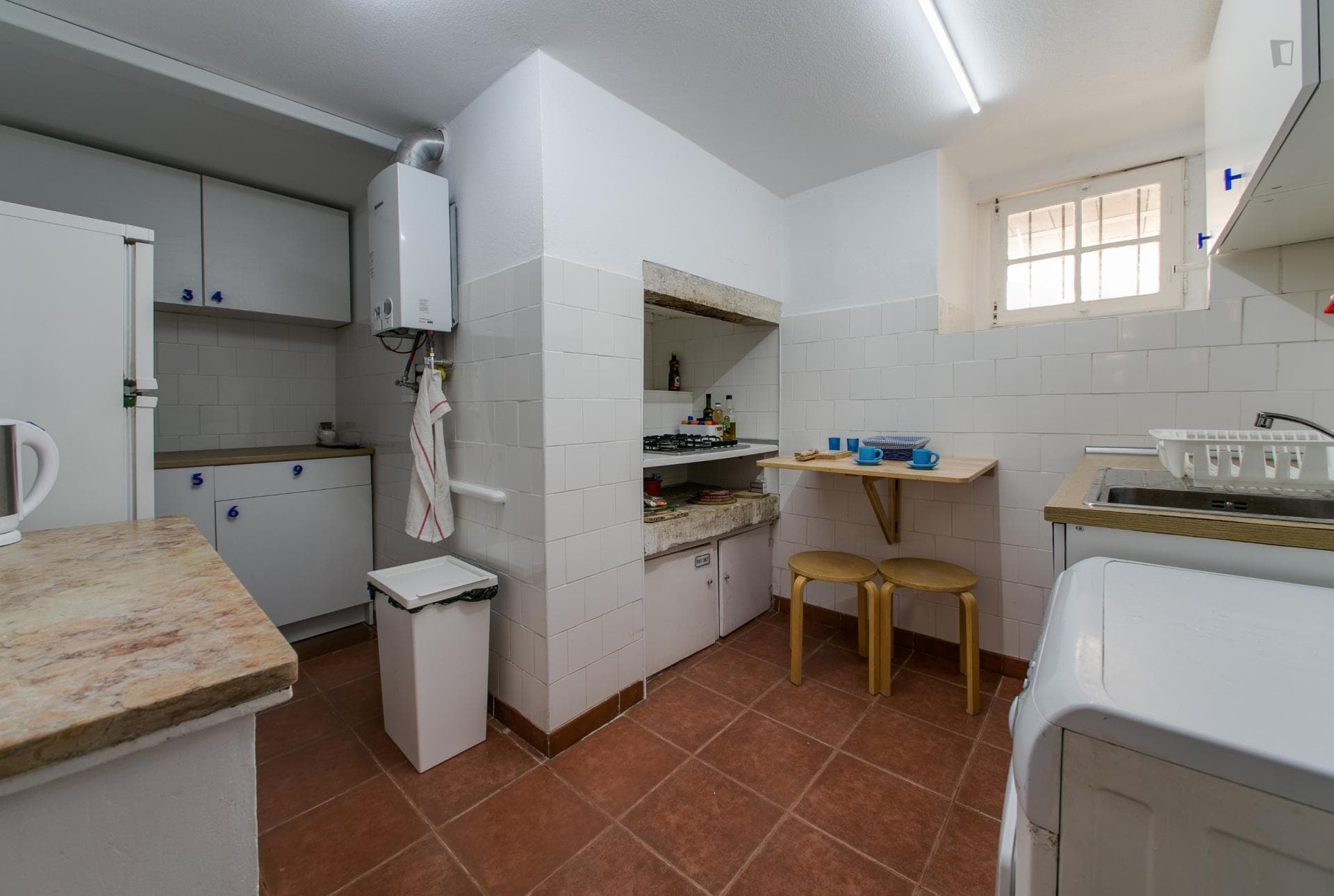 Welcoming single bedroom in Marques de Pombal photo 1