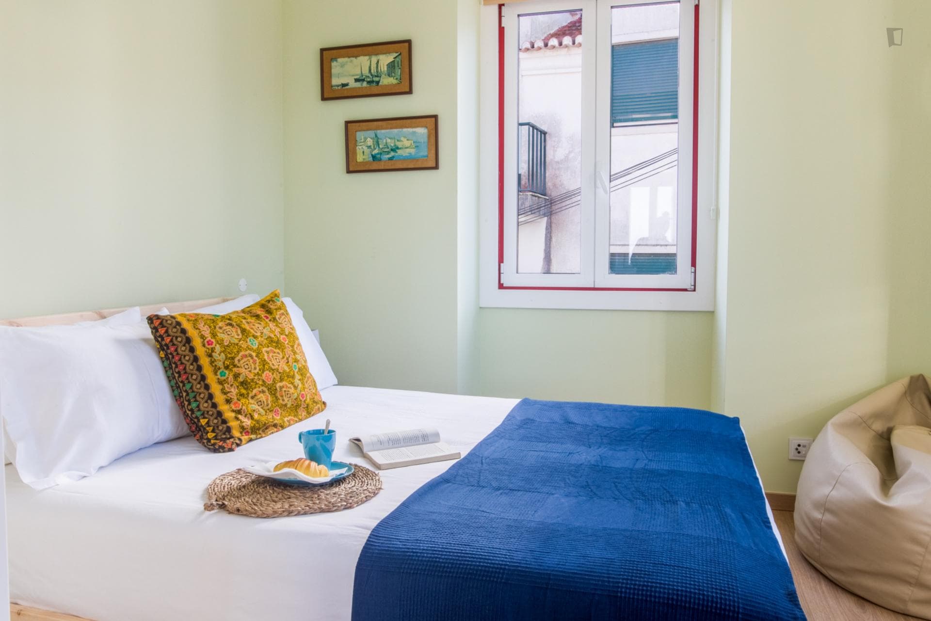 Property photo thumbnail