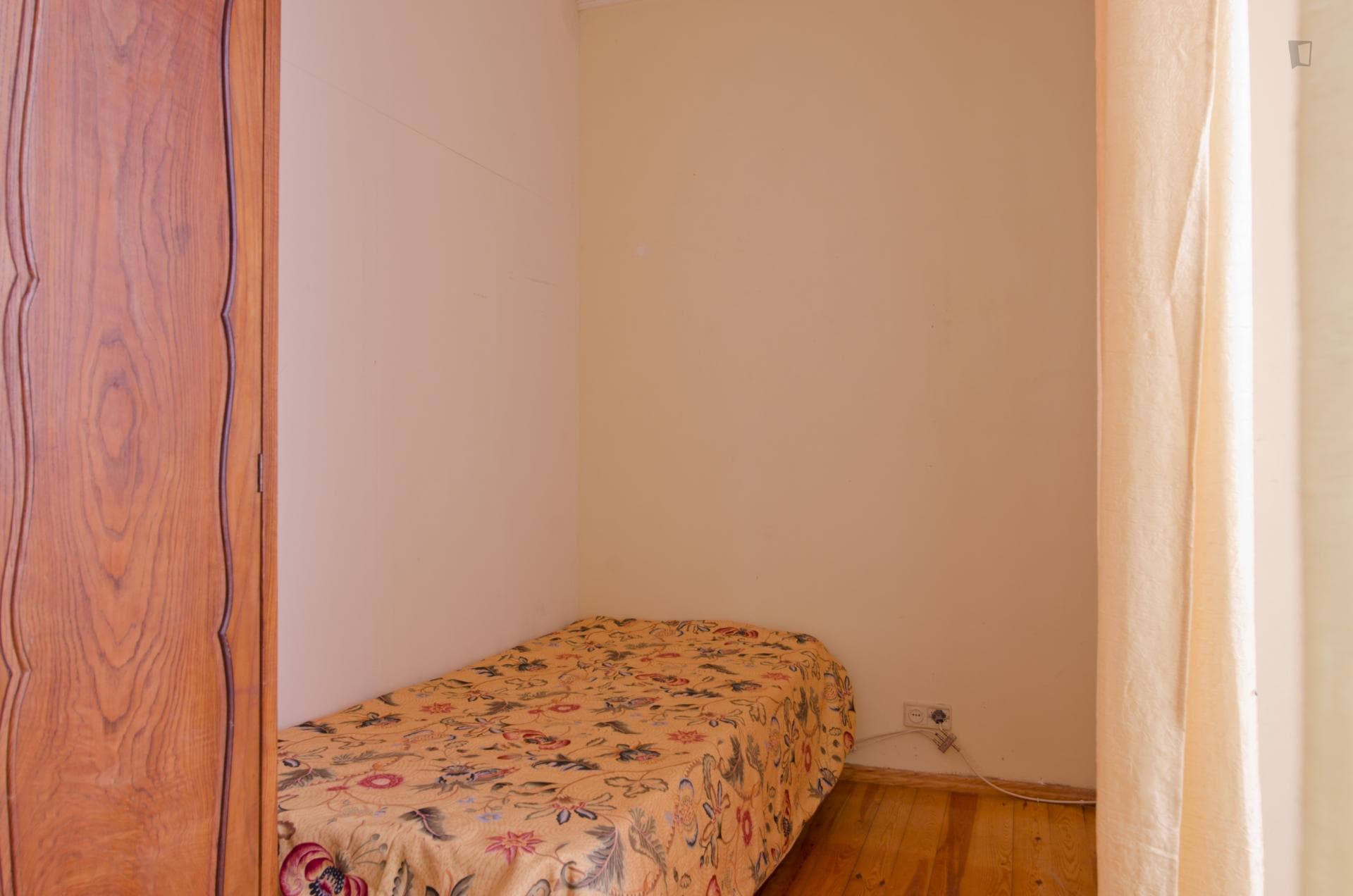 Peaceful and cozy single bedroom near Alameda metro station photo 1
