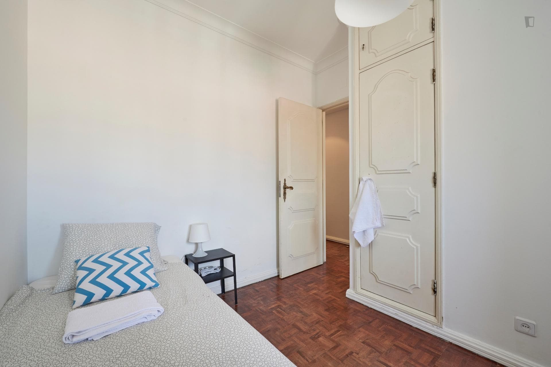 Snug single room in Benfica photo 1
