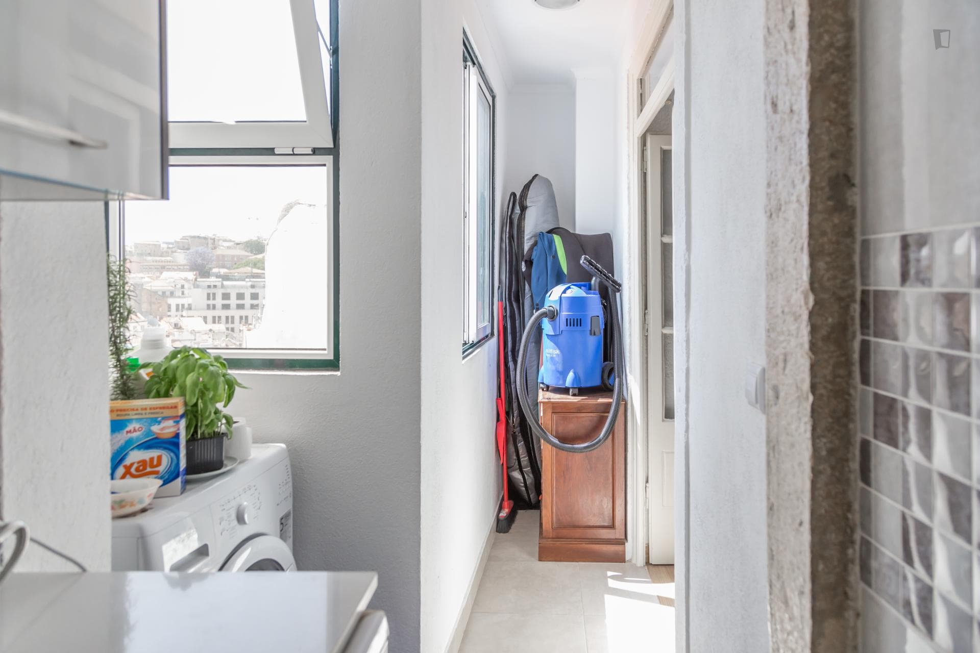 4-Bedroom apartment in Mouraria photo 1