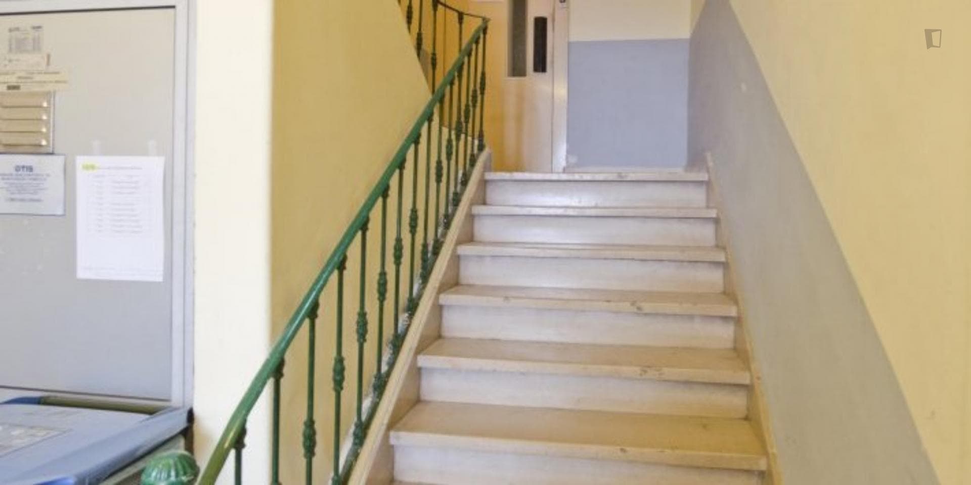Very nice single bedroom near Lisbon's Universidade Catolica photo 1