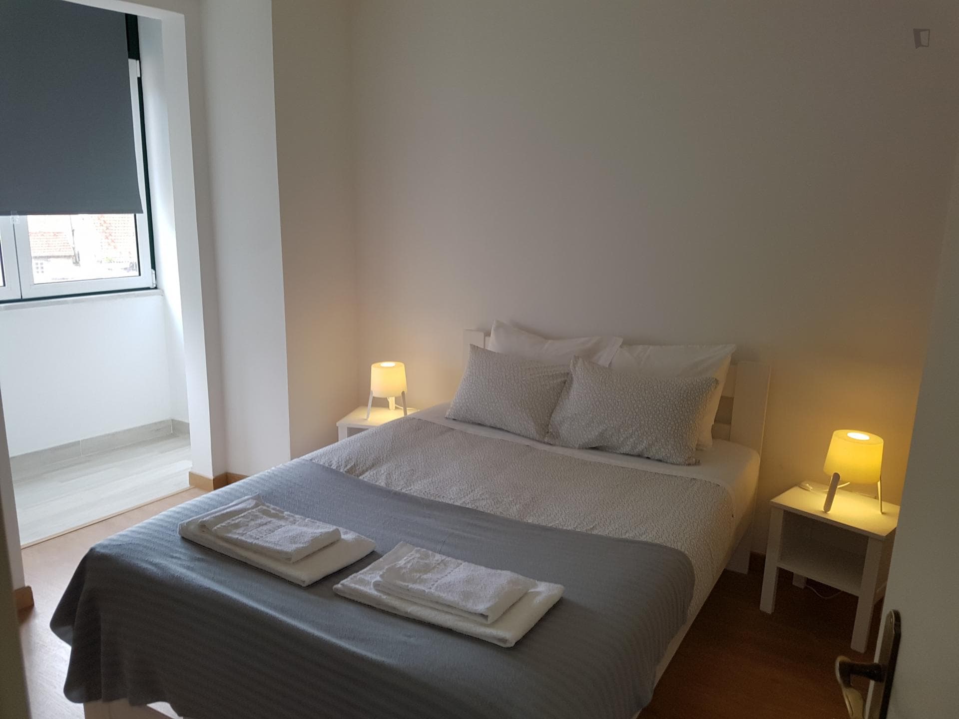 4-Bedroom apartment near Martim Moniz metro station photo 1