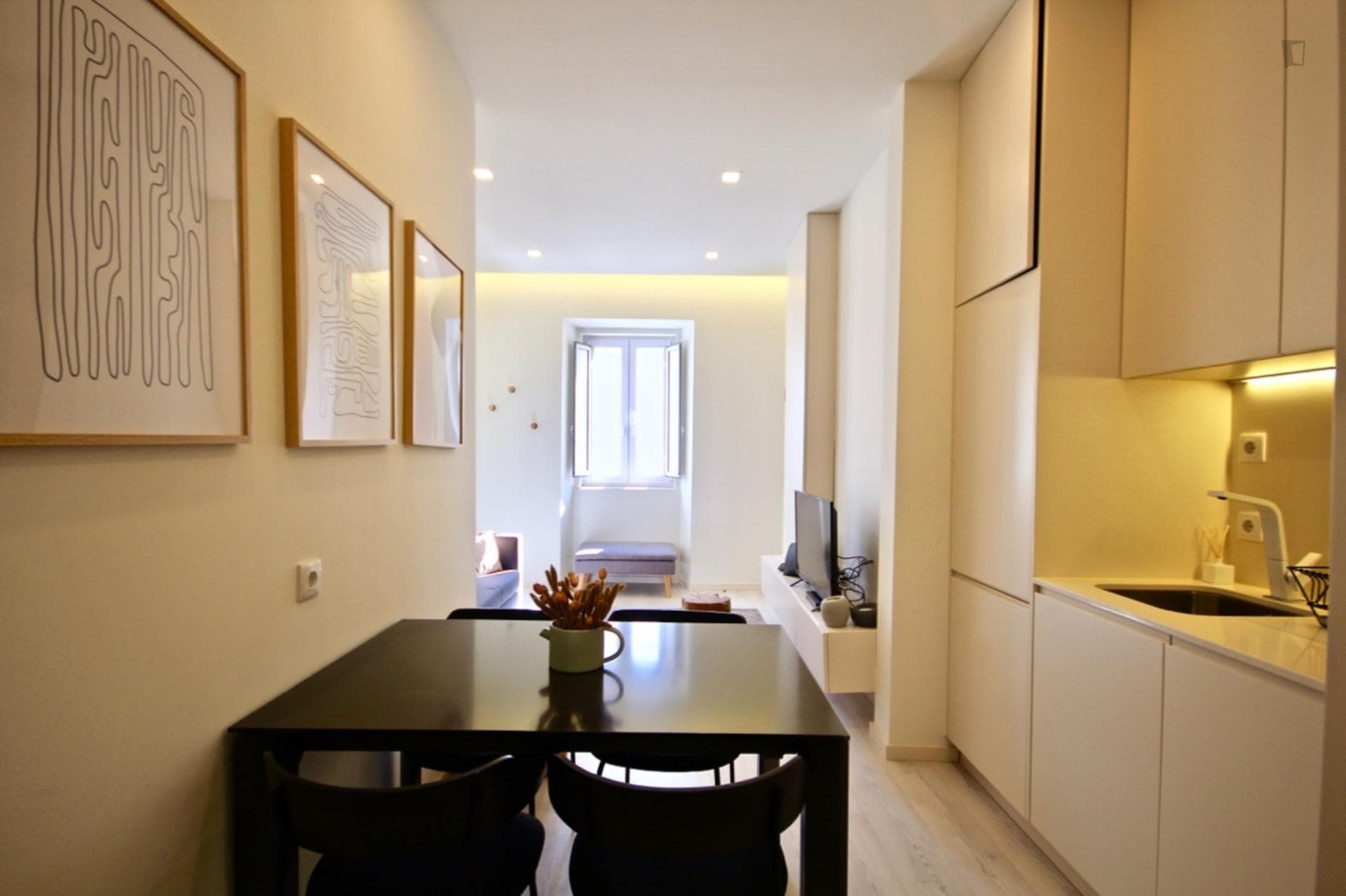 Stylish 2-bedroom flat in Alcântara photo 1