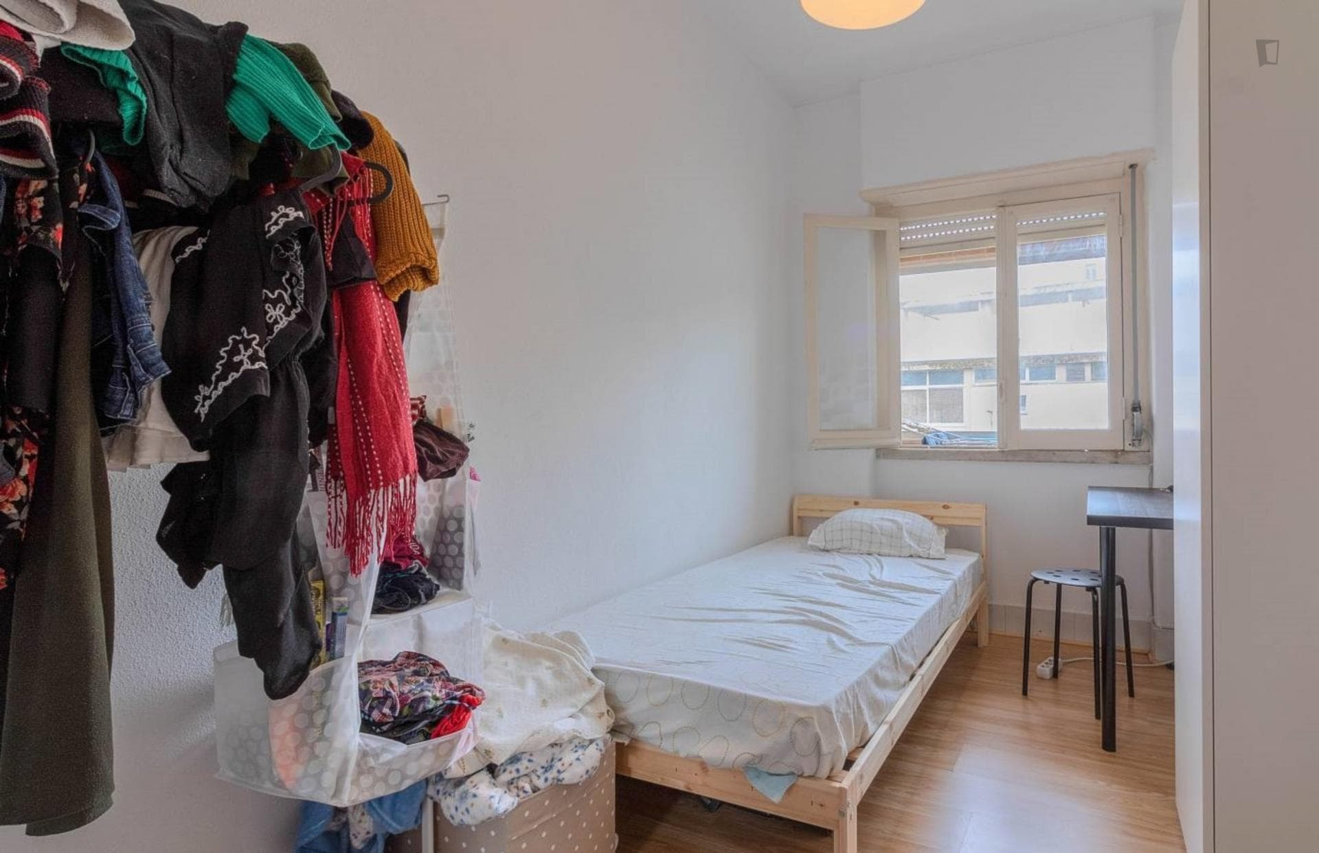 Very nice single bedroom in Estrela photo 1