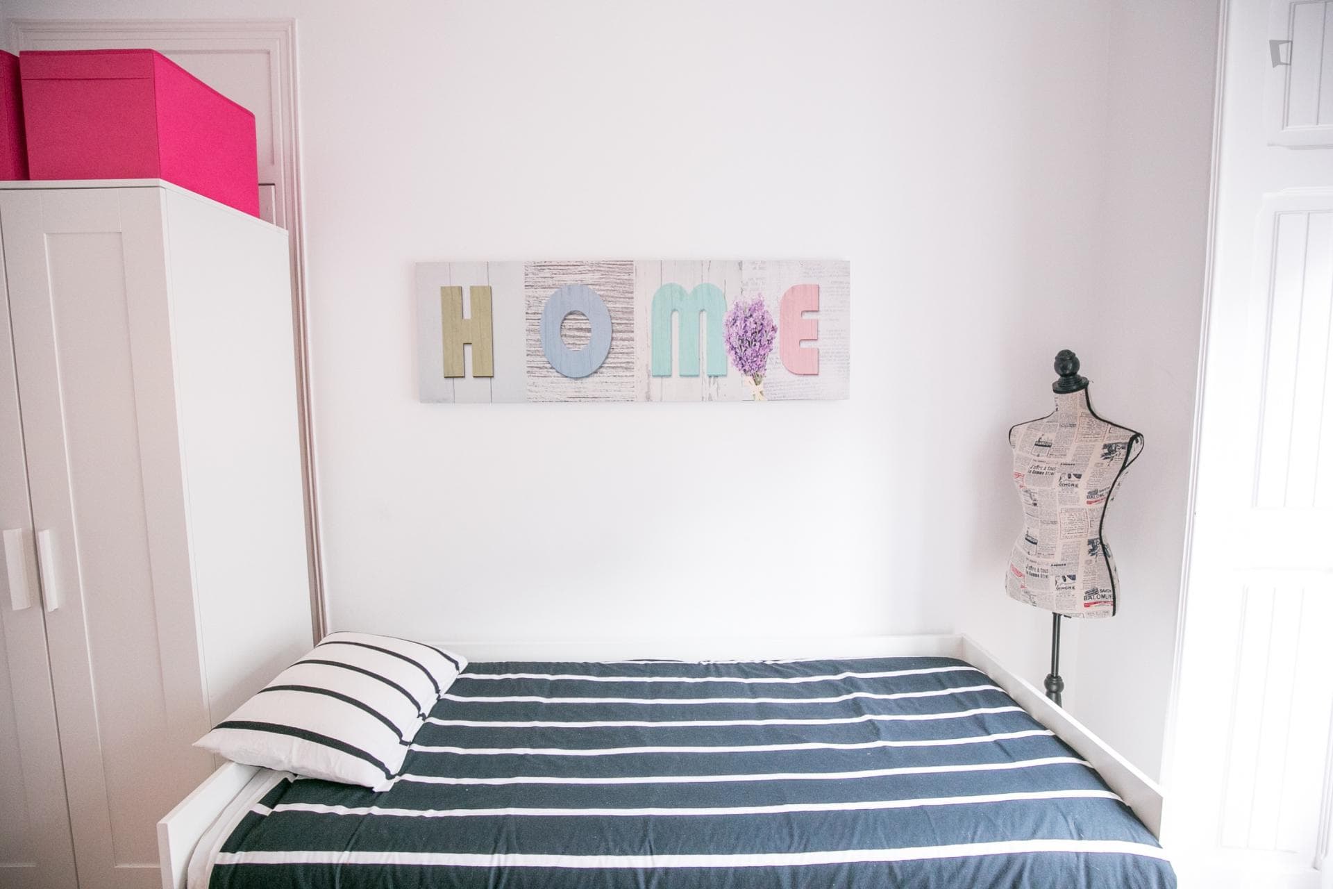 Luminous single bedroom in popular Alameda photo 1