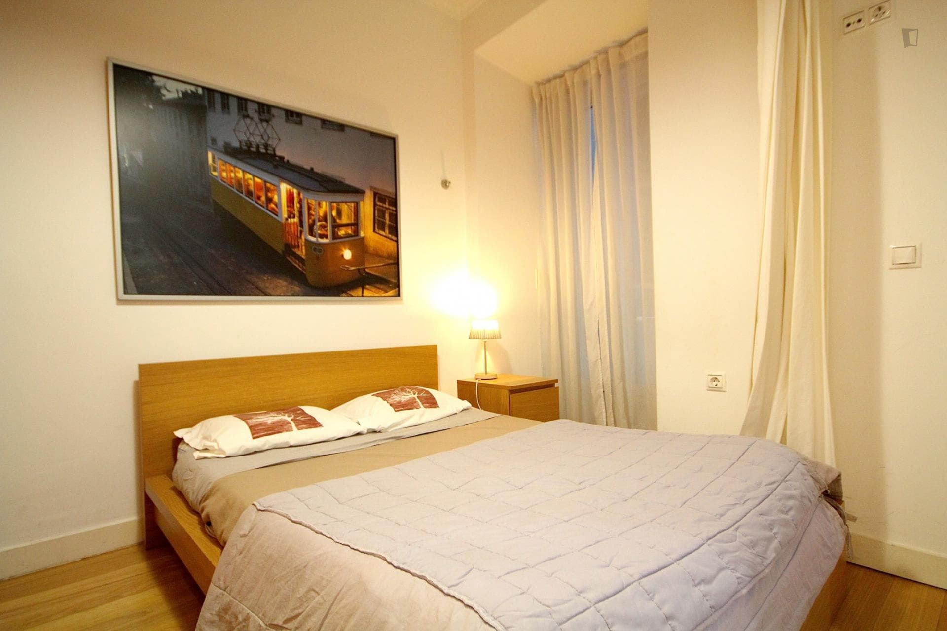 1-Bedroom apartment in trendy Lisbon's downtown area photo 1