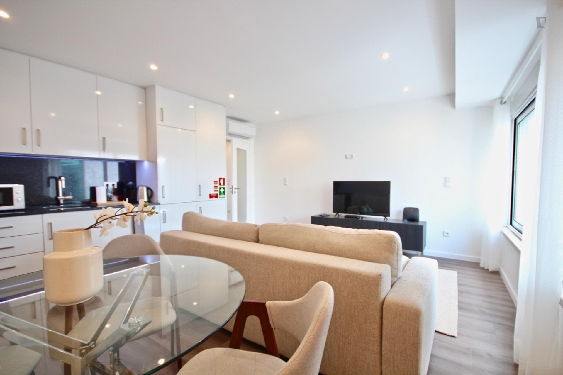 Graceful 1-bedroom flat in Sete Rios photo 1