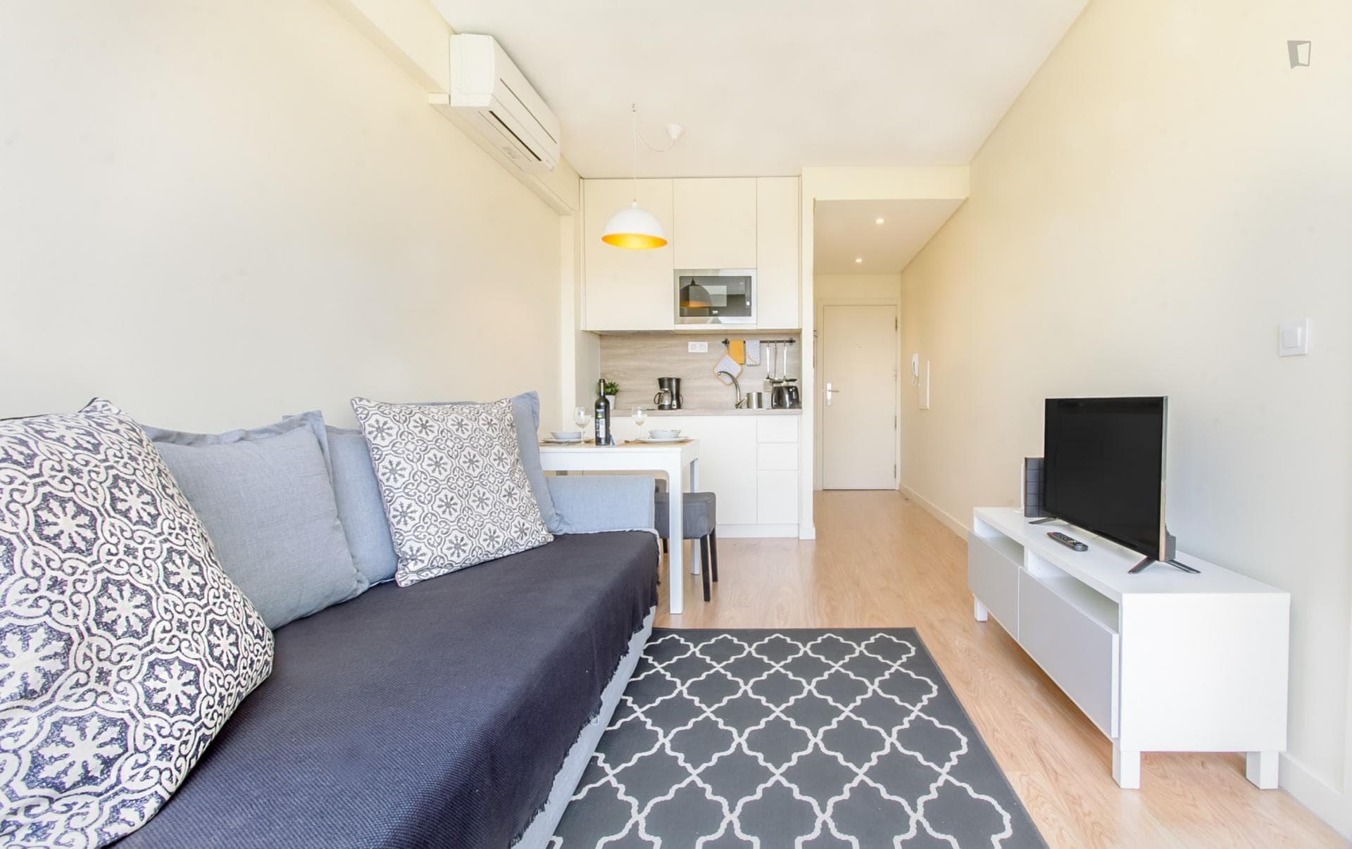 Property photo thumbnail