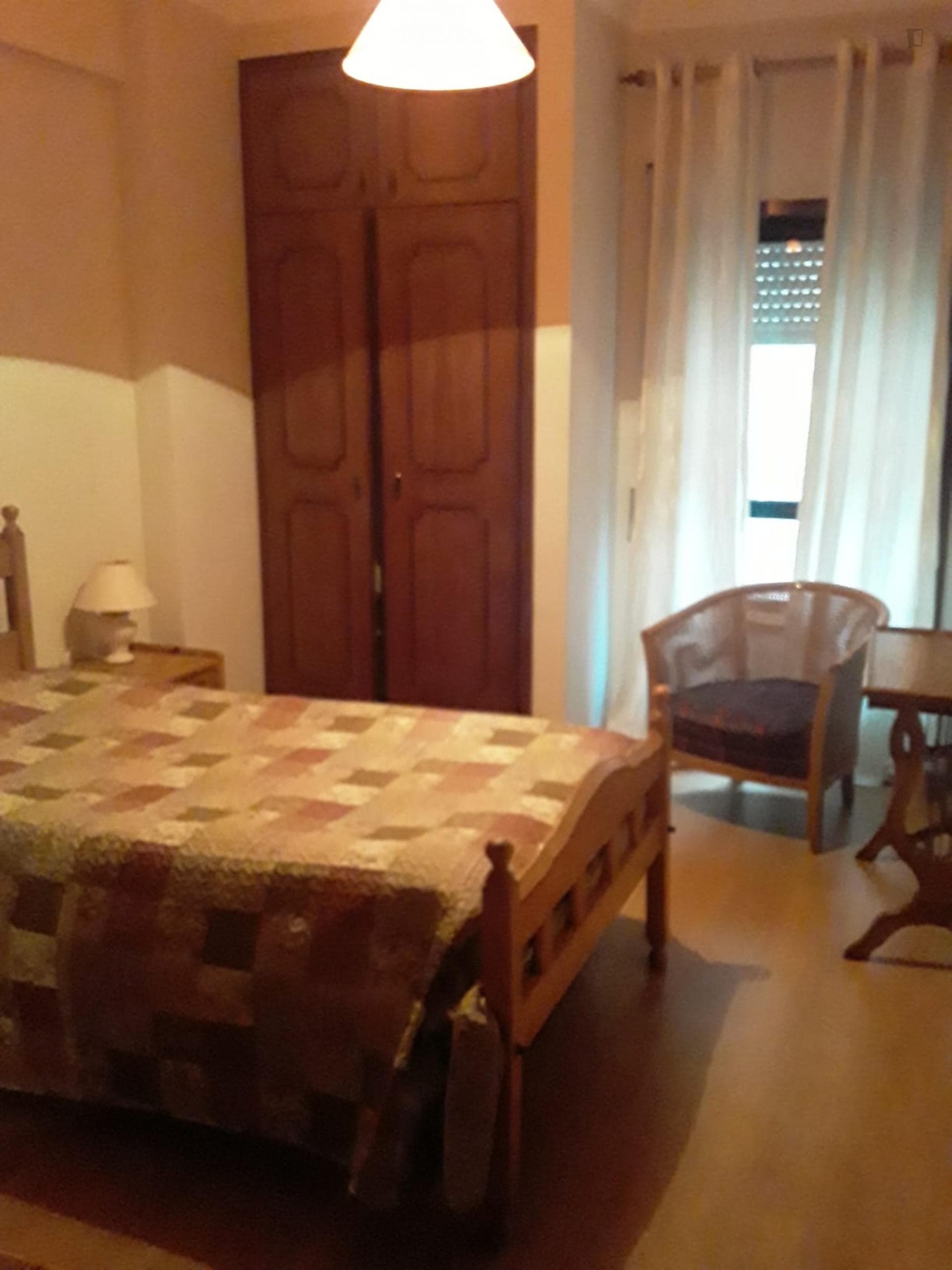 Good single bedroom close to Universidade de Coimbra photo 1