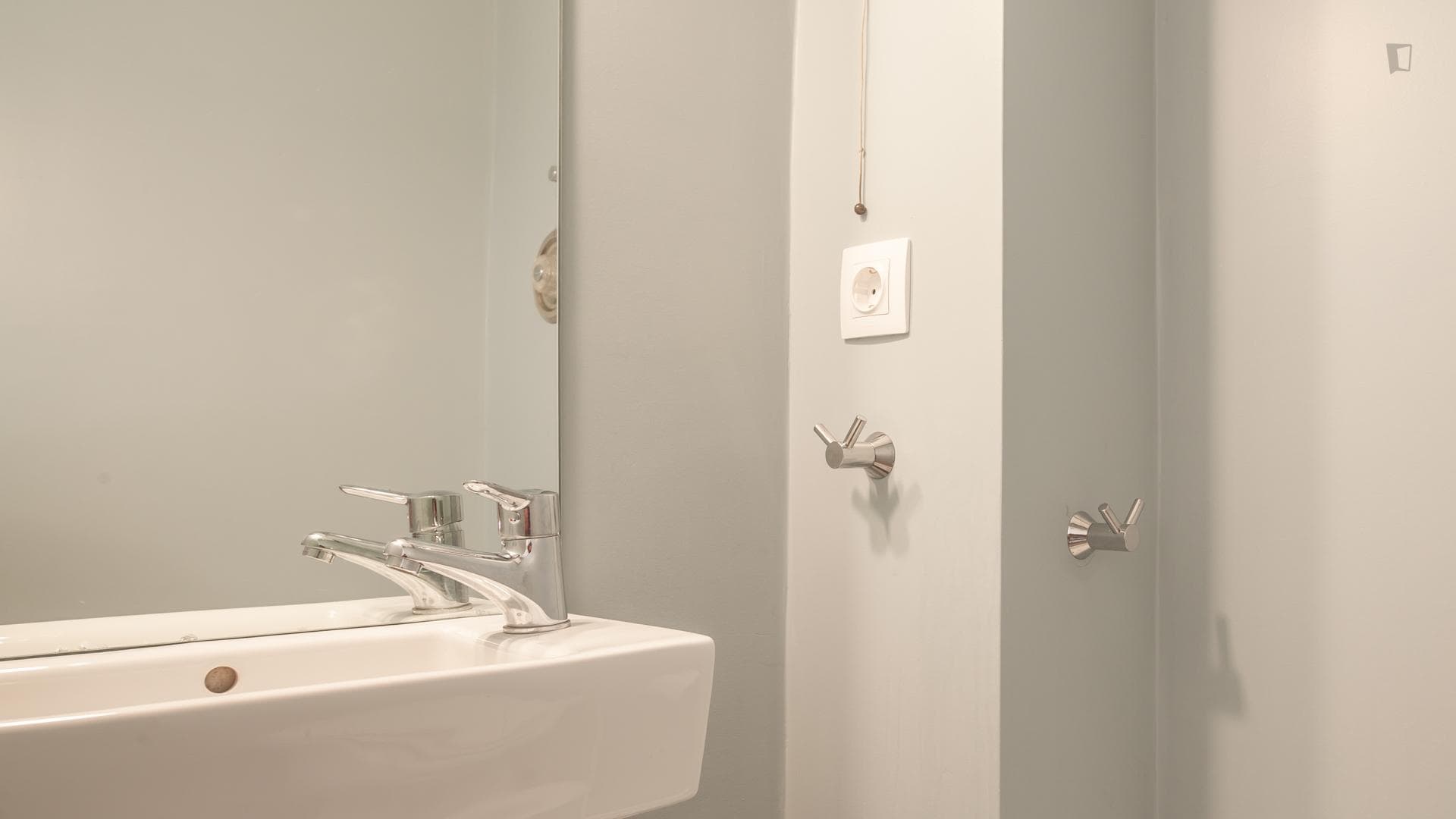 Spacious studio apartment in typical Santo Ildefonso photo 1